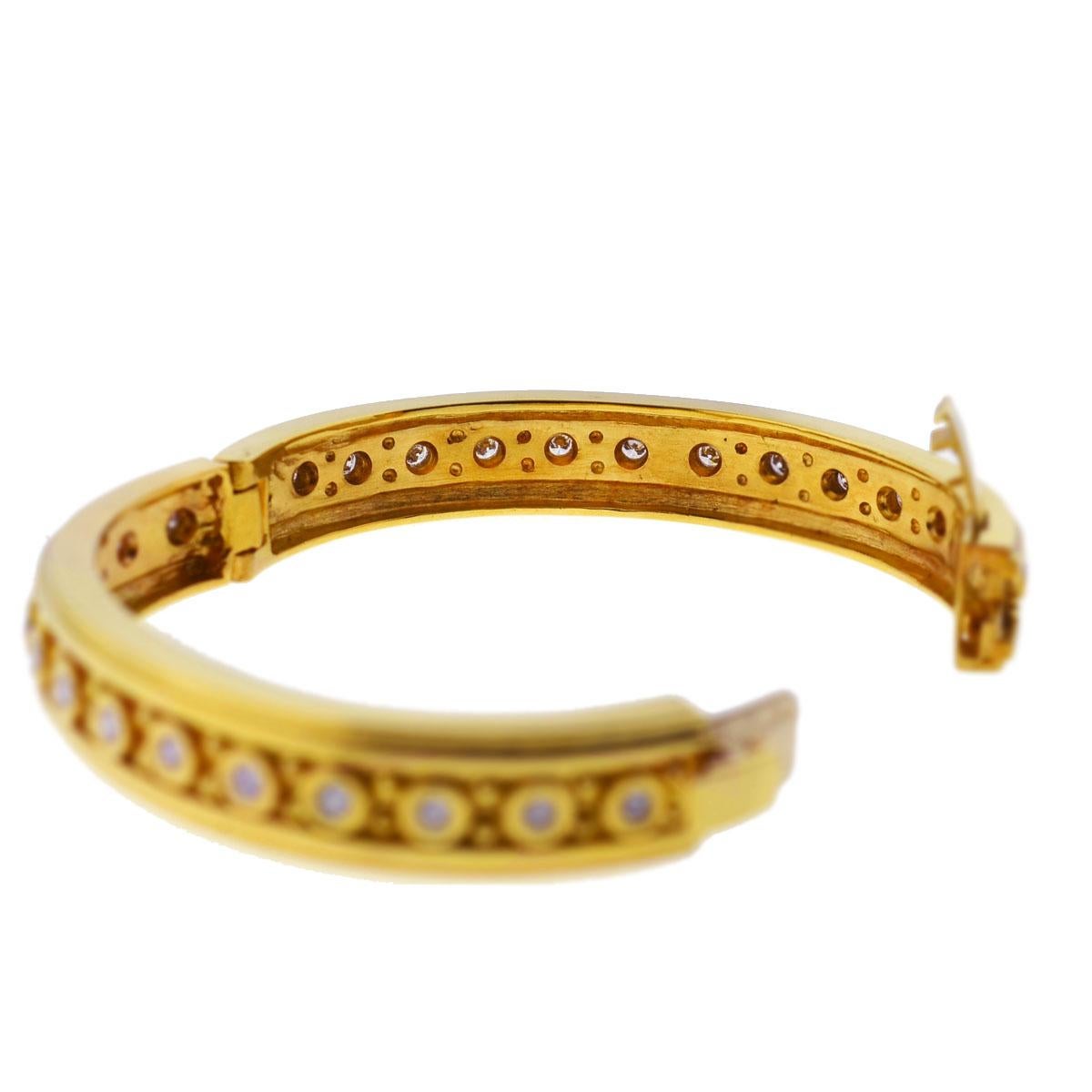 18 Karat Yellow Gold Round Diamond Bangle Ladies Bracelet 2