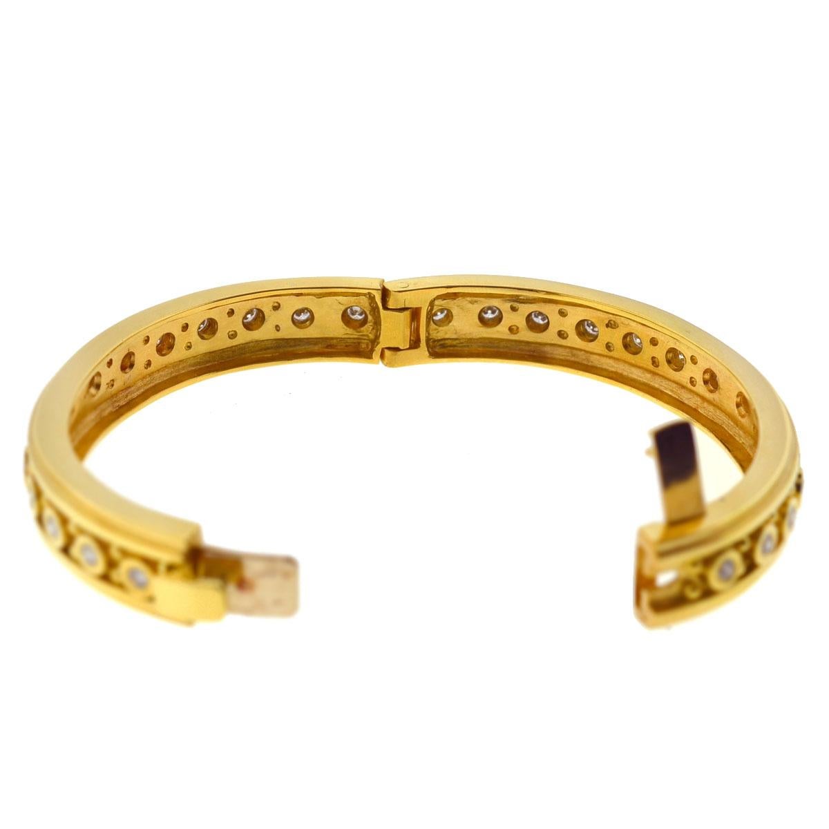 18 Karat Yellow Gold Round Diamond Bangle Ladies Bracelet 3