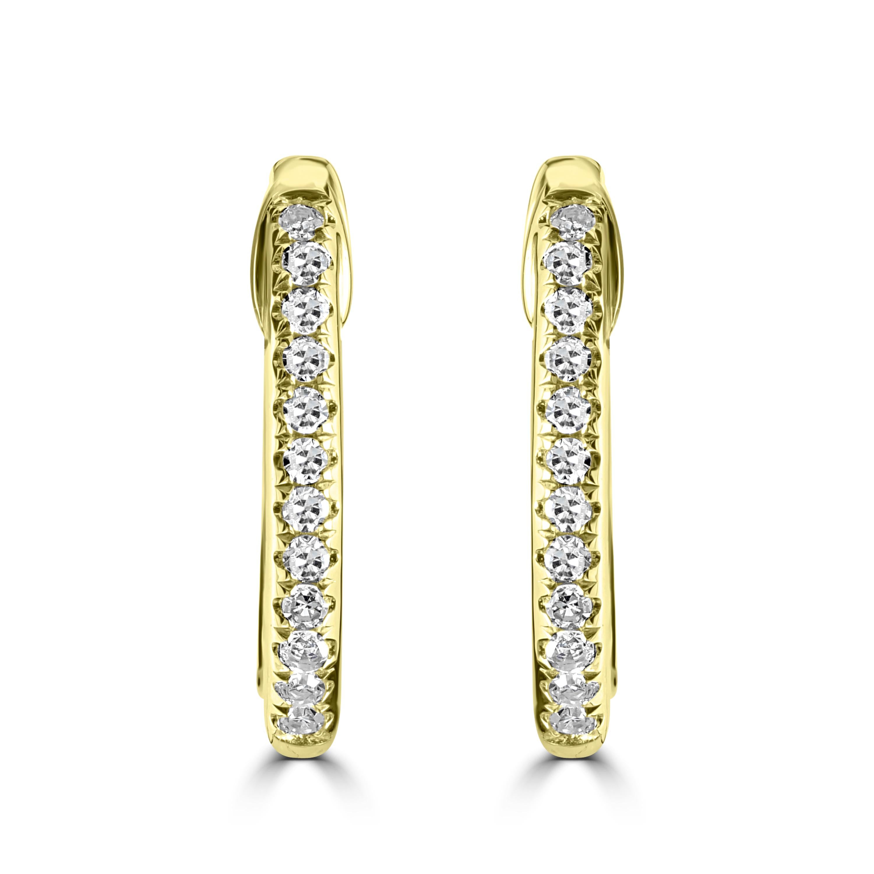 These adorable hoops glitter with 24 pave round diamonds. Handcrafted in 18K yellow gold they come with huggie backs. Perfect for daily wear.
JEWELRY SPECIFICATION:
Approx. Metal Weight: 1.13 gram
Approx. Diamond Weight: 0.11 Cts
Diamond Shape: