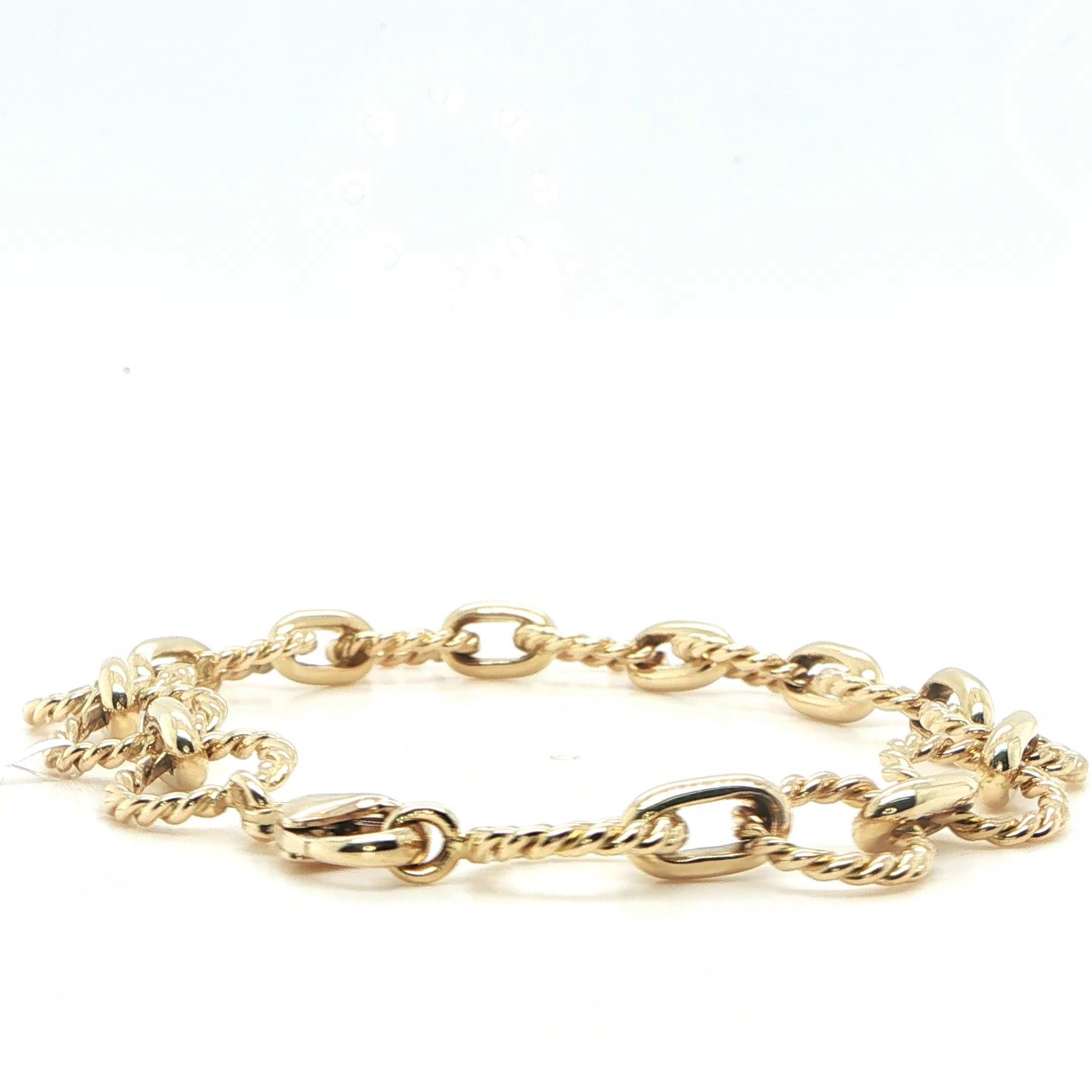 Women's 18K Yellow Gold Round & Twisted Link Bracelet For Sale