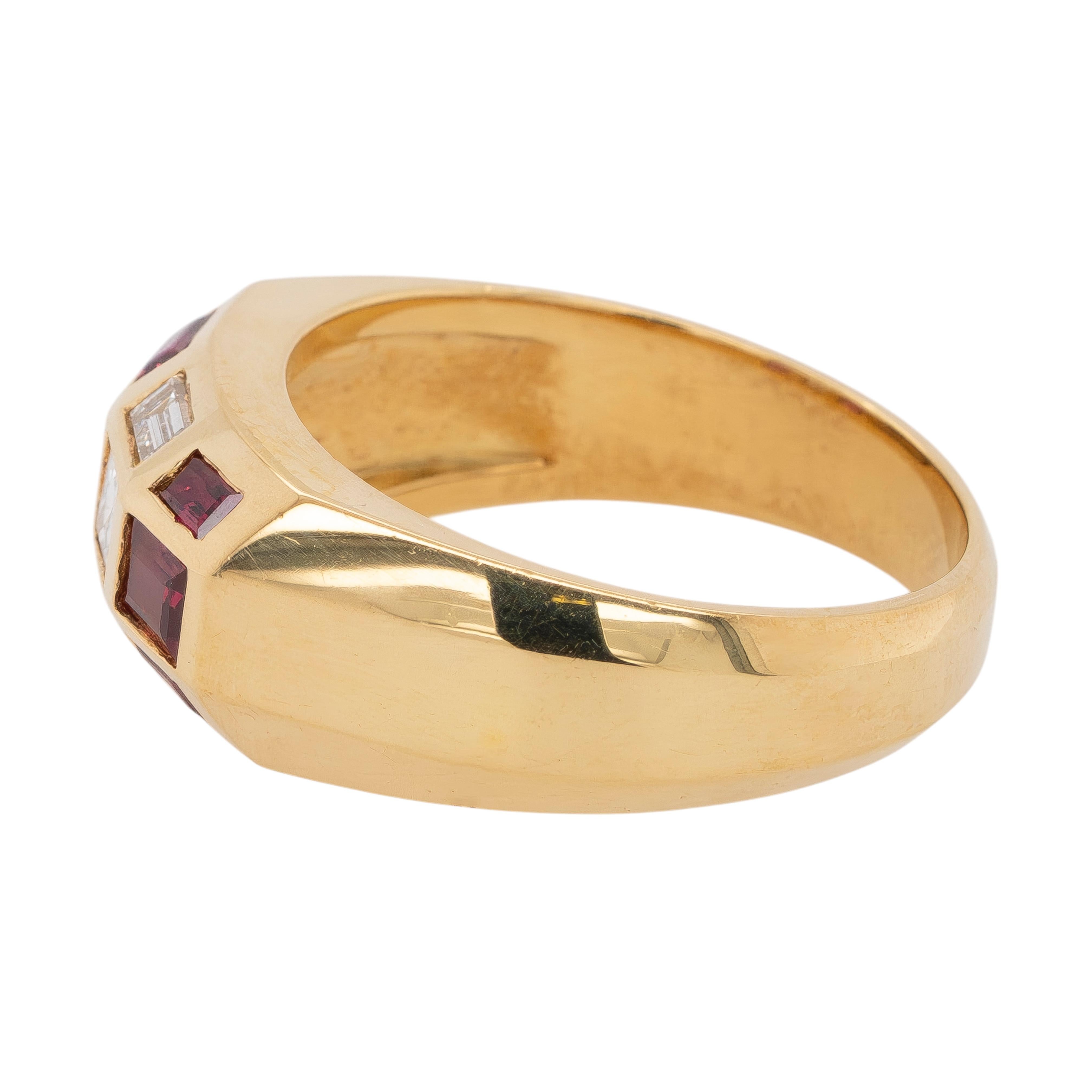 18k Yellow Gold Ruby and Baguette Diamond Ring For Sale 1