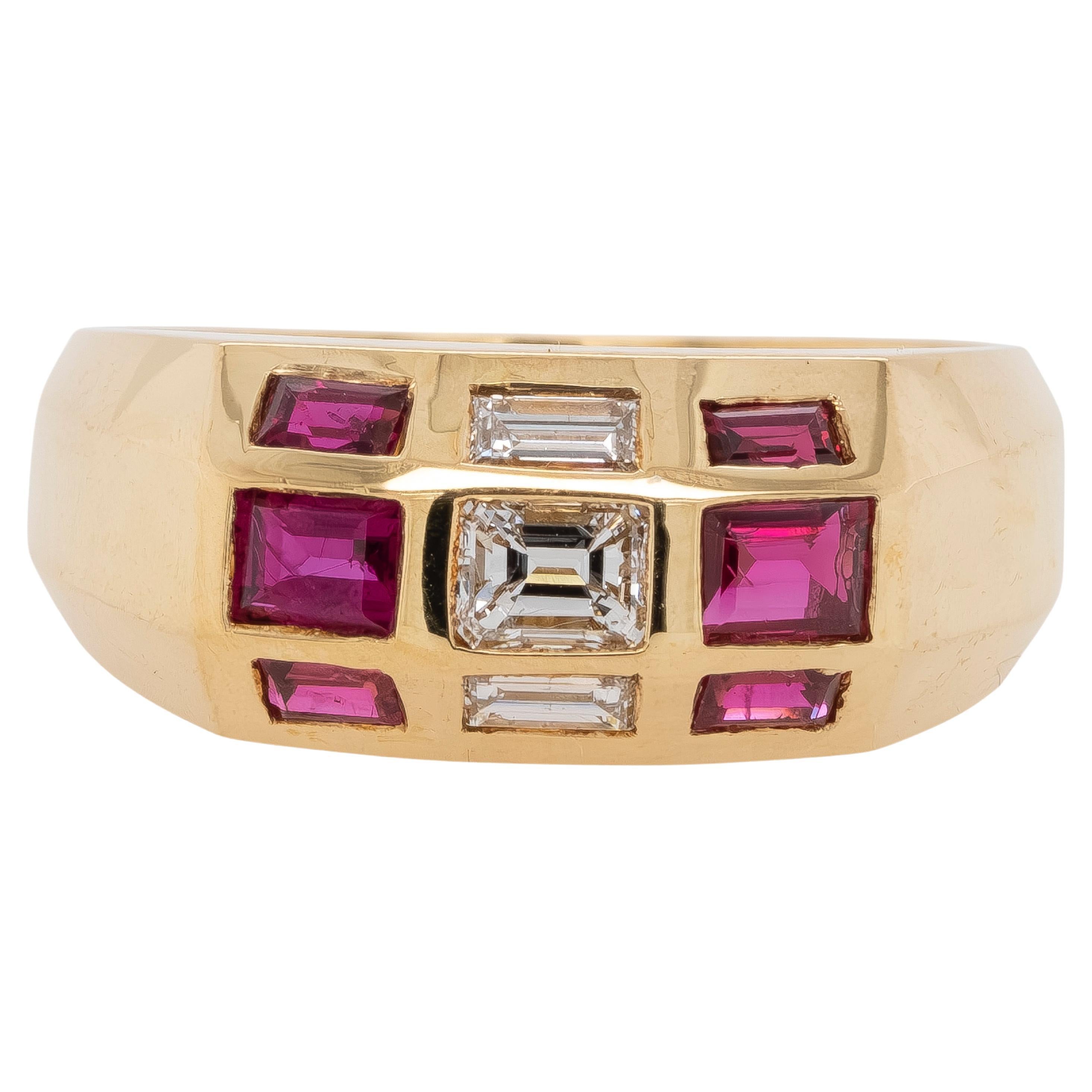 18k Yellow Gold Ruby and Baguette Diamond Ring