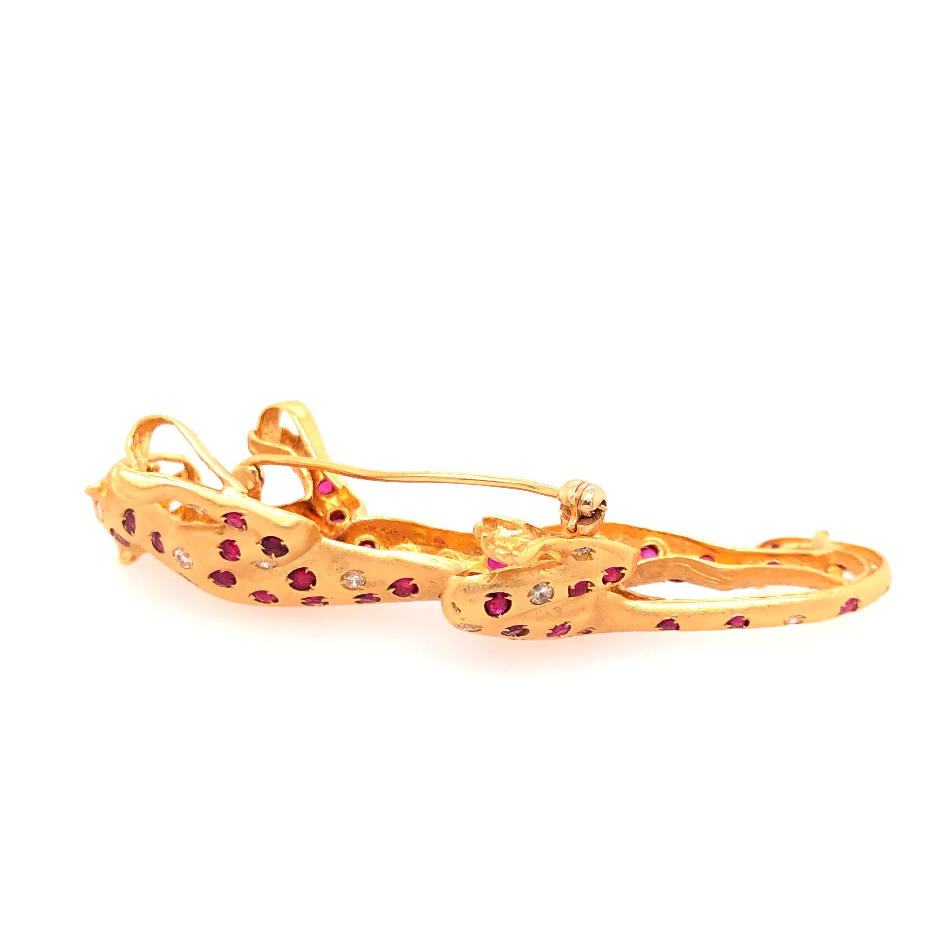 Women's or Men's 18 Karat Yellow Gold Ruby and Diamond Jaguar Pin