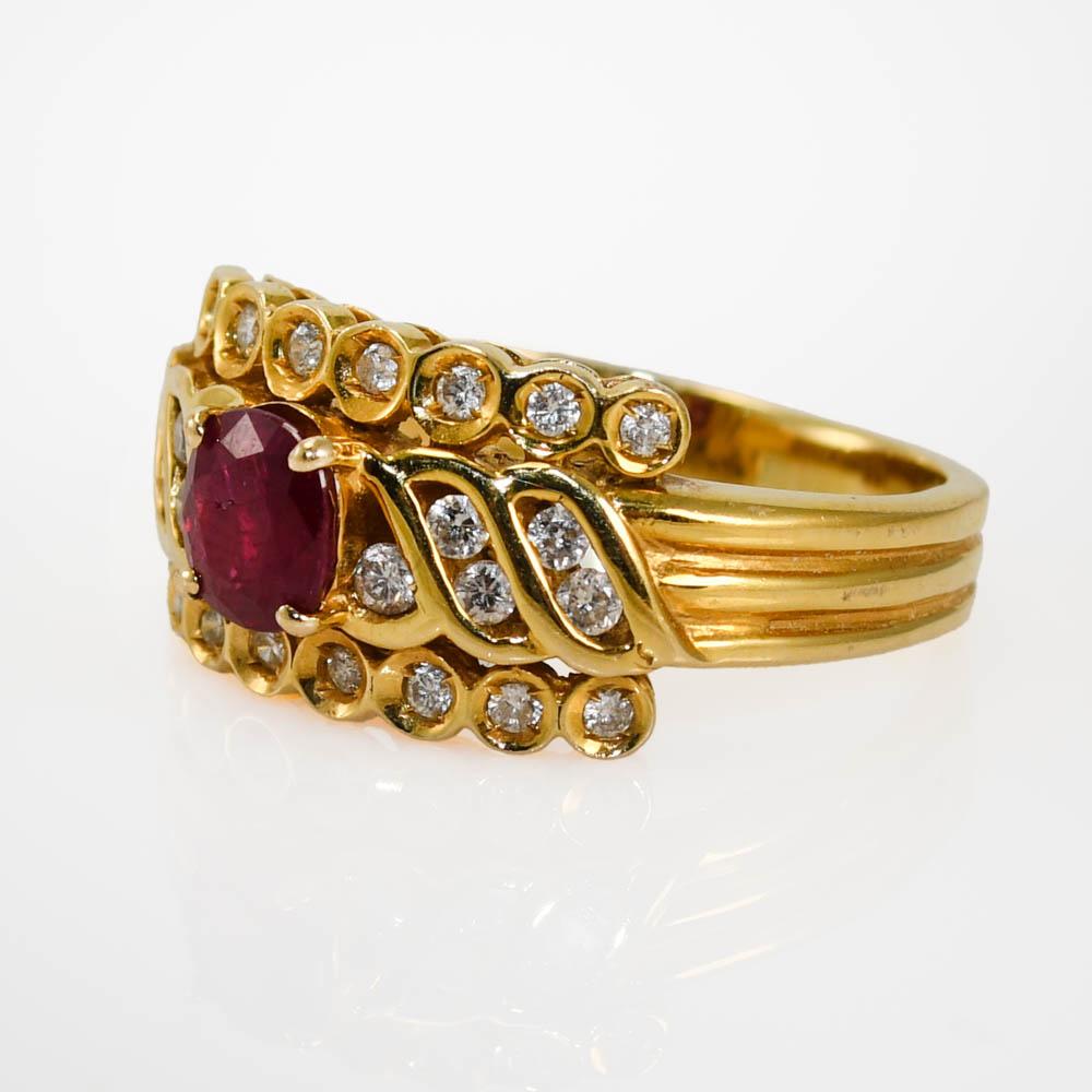 18k Yellow Gold Ruby and Diamond Ring .75tcw 4.9gr In Excellent Condition For Sale In Laguna Beach, CA