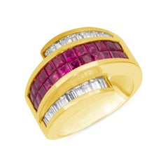 18K Yellow Gold Ruby & Baguette Diamond Ring