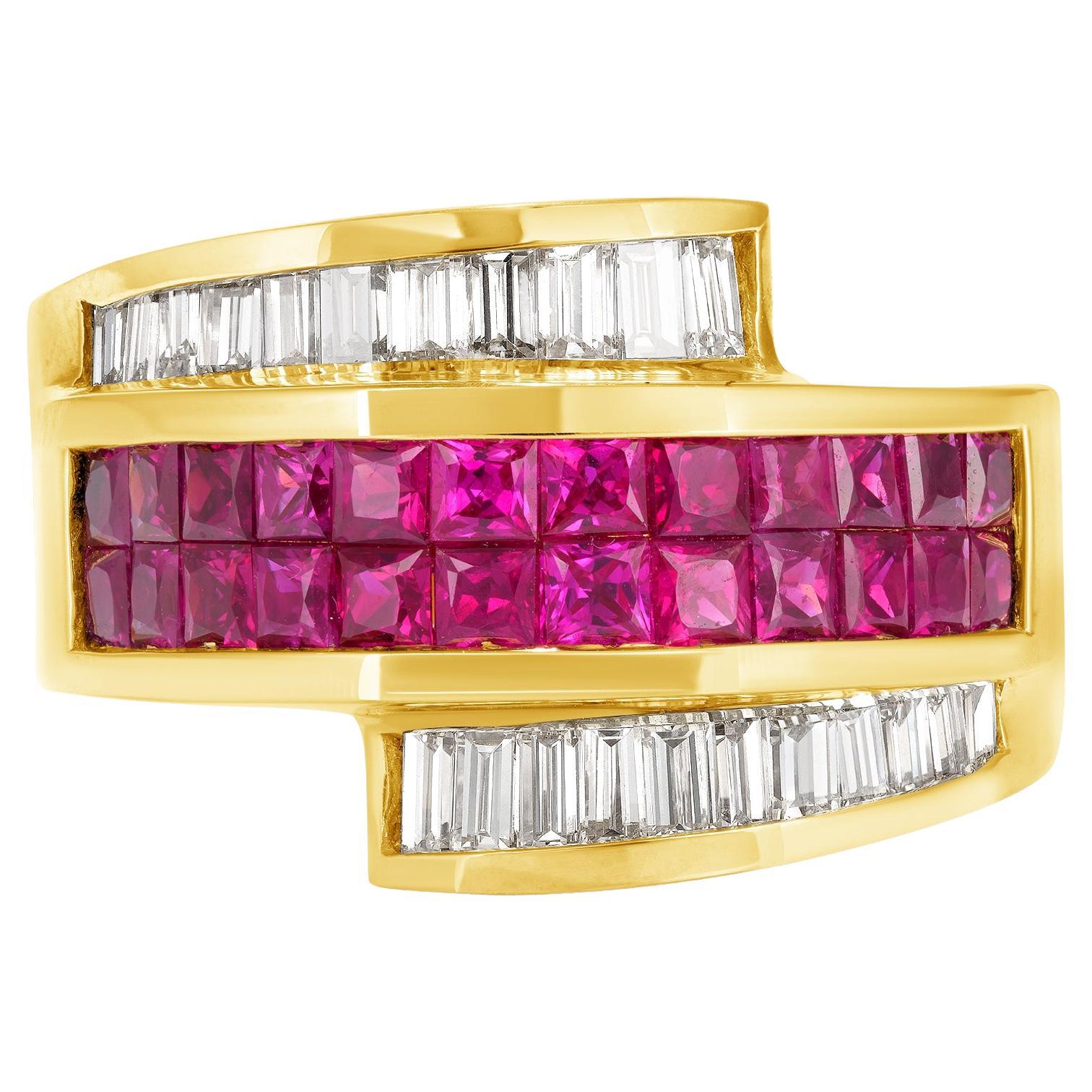 18K Yellow Gold Ruby & Baguette Diamond Ring For Sale