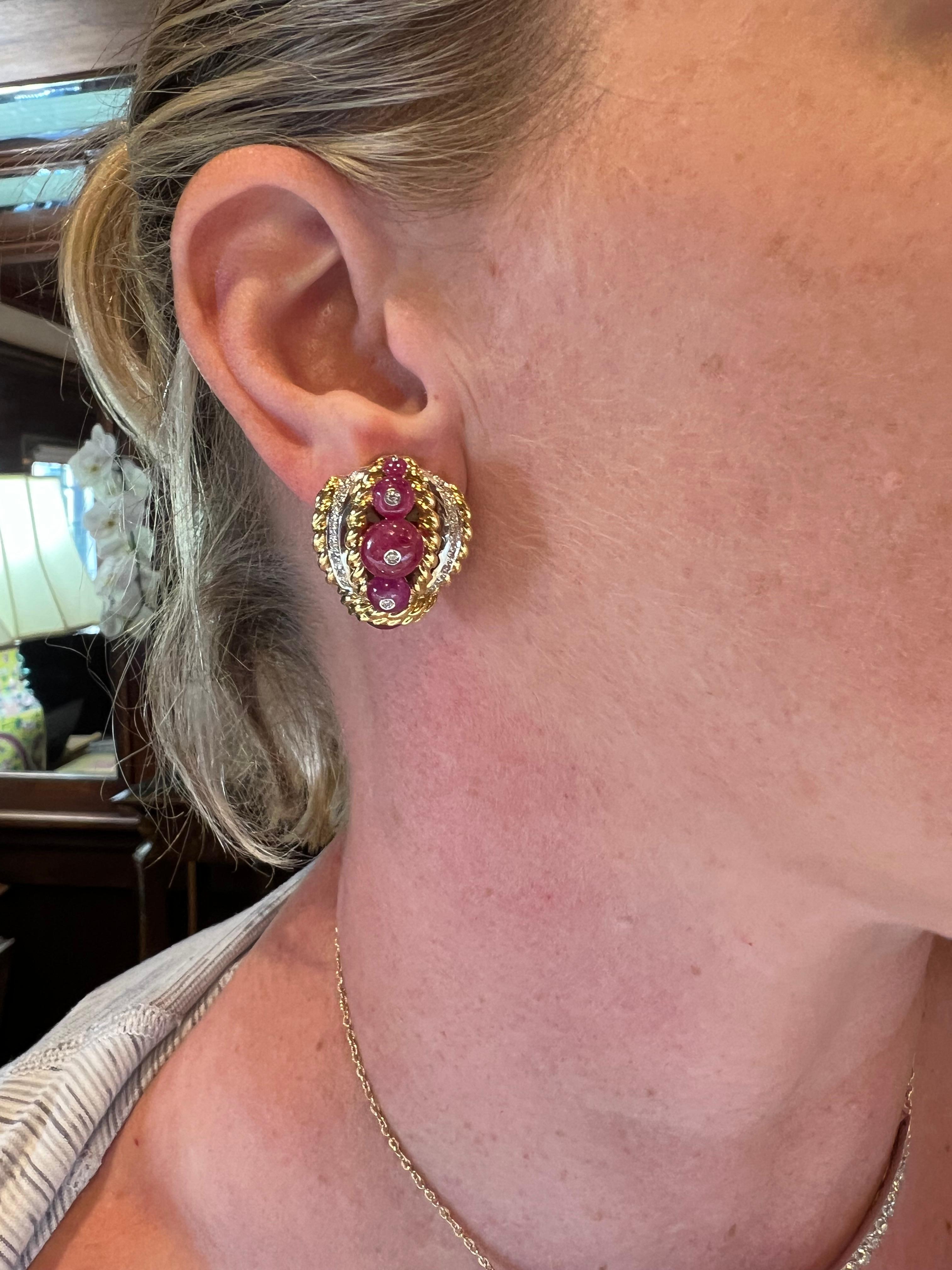 Women's Giovane 18k Yellow Gold Ruby Bead Diamond Earrings