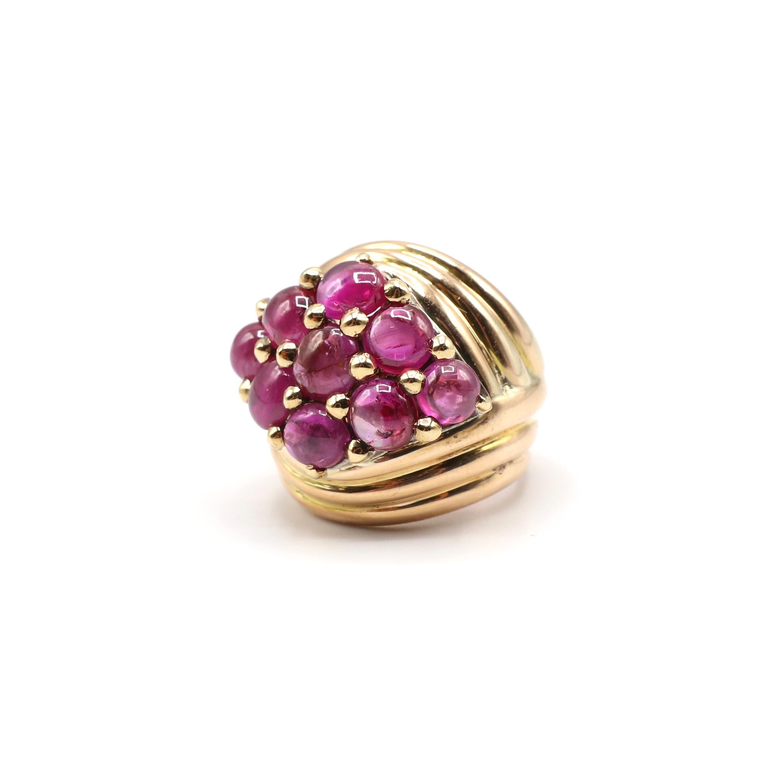 18 Karat Yellow Gold Ruby Cabochon Cluster Scalloped Dome Cocktail Ring 1