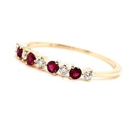 18k Yellow Gold Ruby Cts 0.18 and Round Diamond Engagement Ring