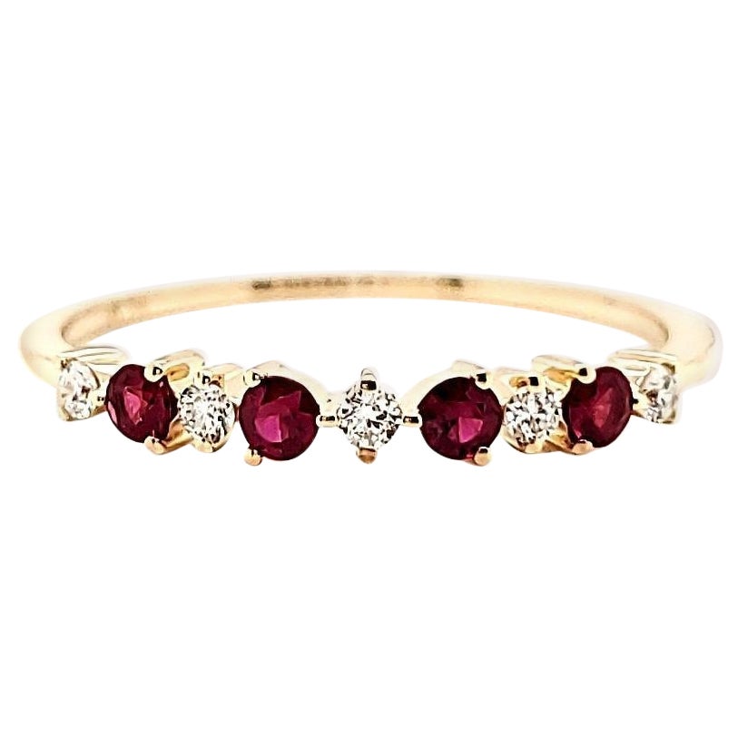 18k Yellow Gold Ruby Cts 0.18 and Round Diamond Engagement Ring