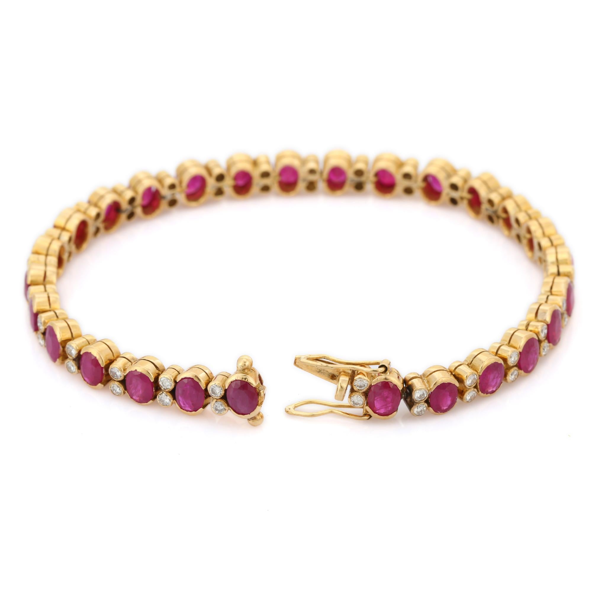 18 Karat Gelbgold Rubin-Diamant-Armband im Zustand „Neu“ im Angebot in New York, NY