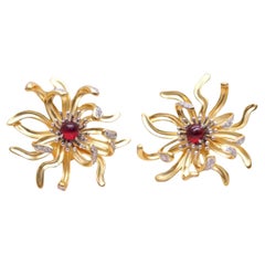 18K Yellow Gold Ruby & Diamond Daisy Stud Flower Earrings