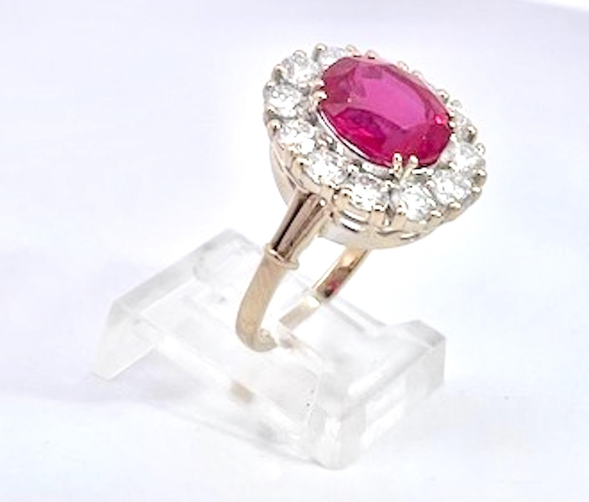 Or jaune 18K Rubis  Bague en diamant en vente 3