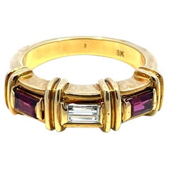 18k Yellow Gold Ruby 
Diamond Ring