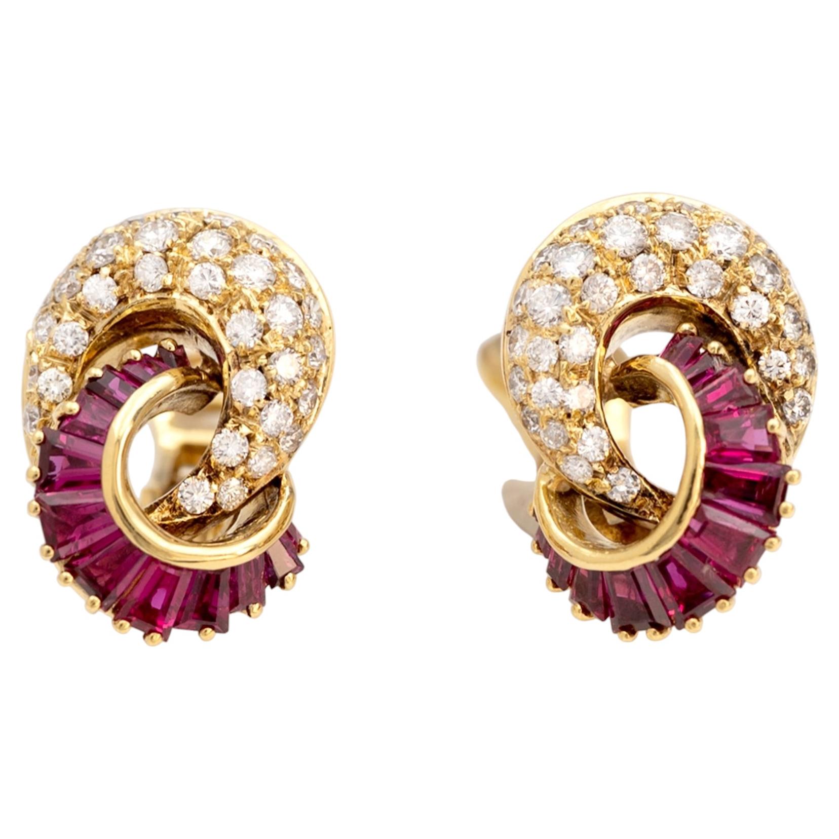 18k Yellow Gold Ruby Diamond Stud Earrings, G Color, VS+ Clarity