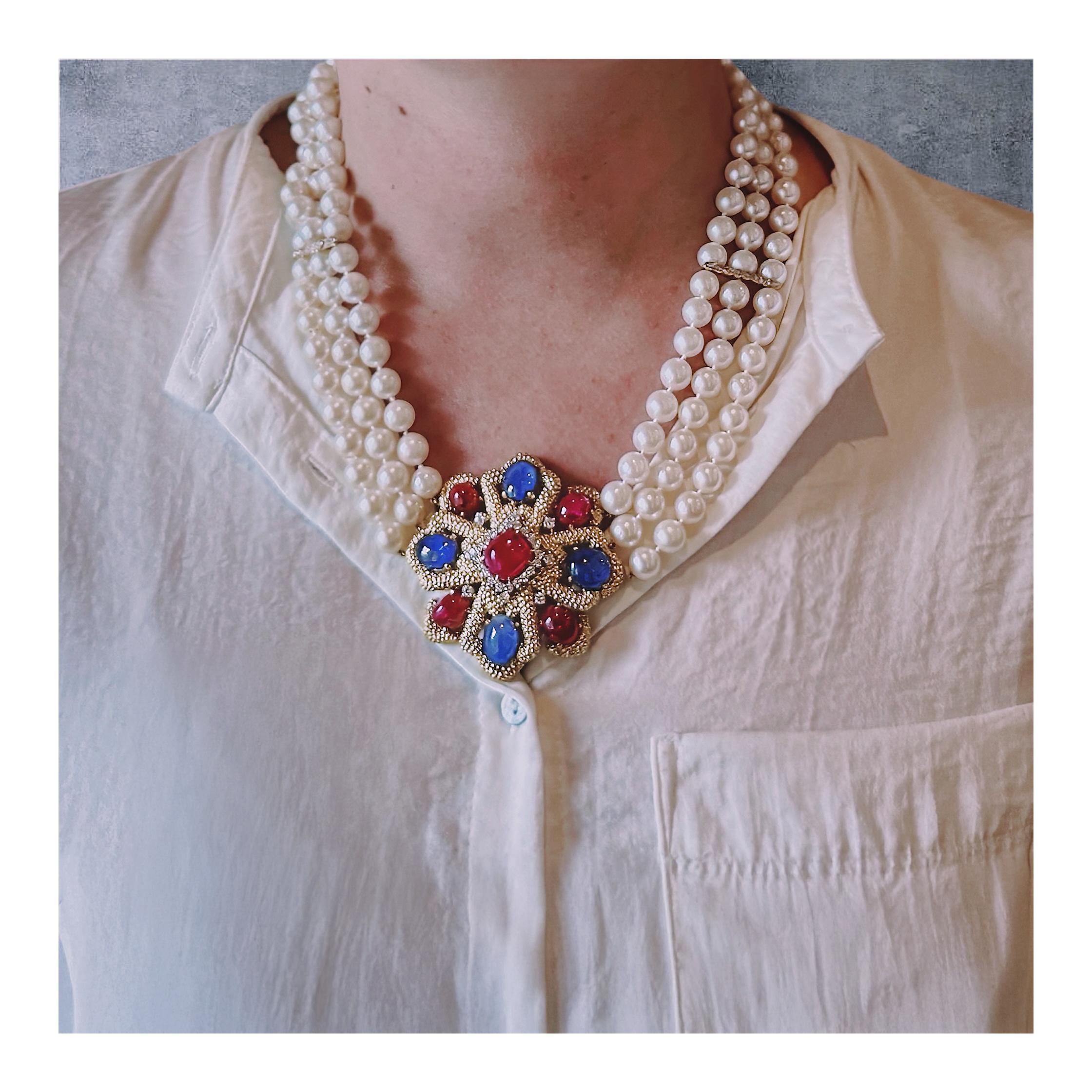 Collier en or jaune 18 carats, rubis, saphir, diamant et perle Pour femmes en vente