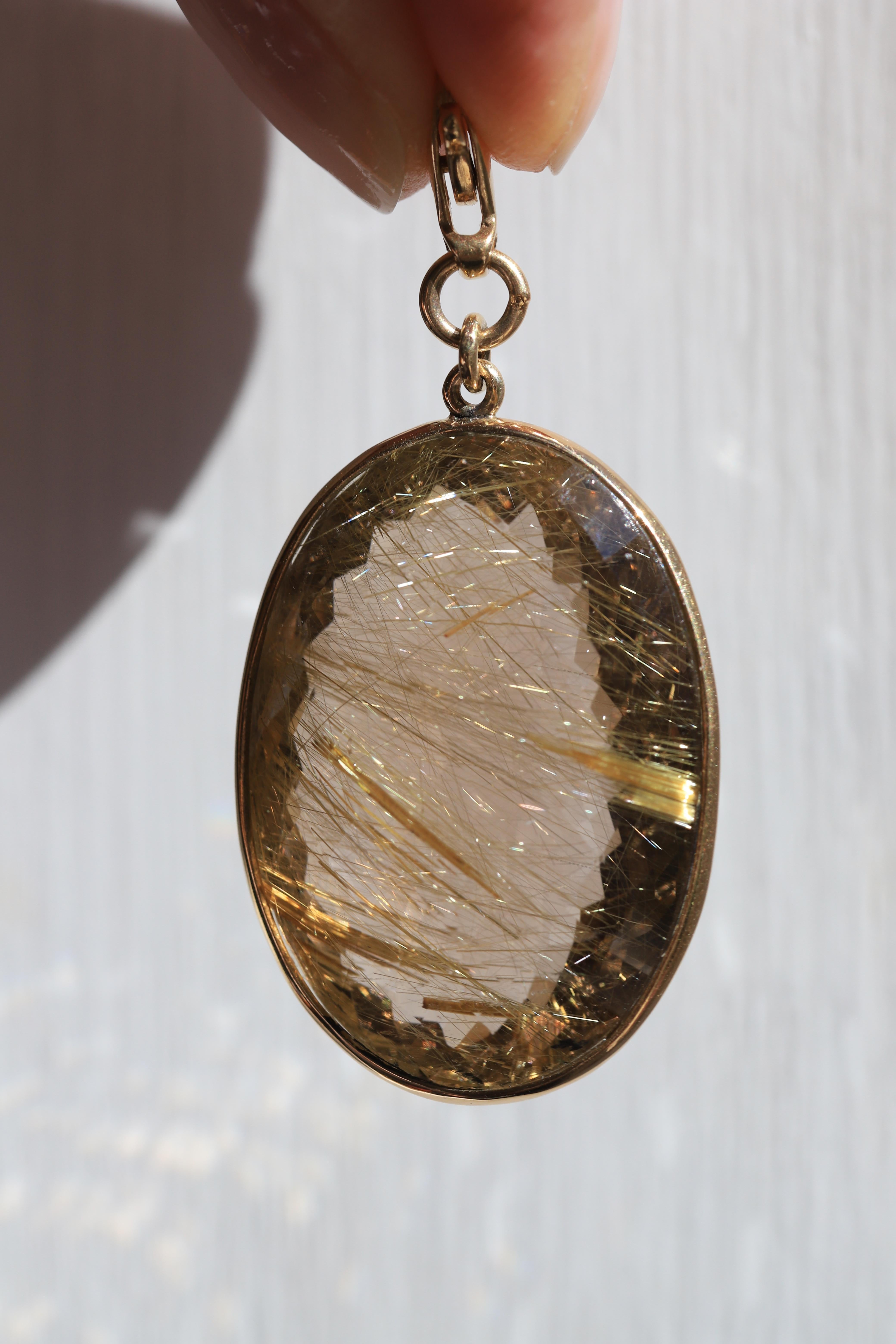 18K Gelbgold Rutilierter Quarz Charm Unisex Anhänger Halskette (Kunsthandwerker*in)
