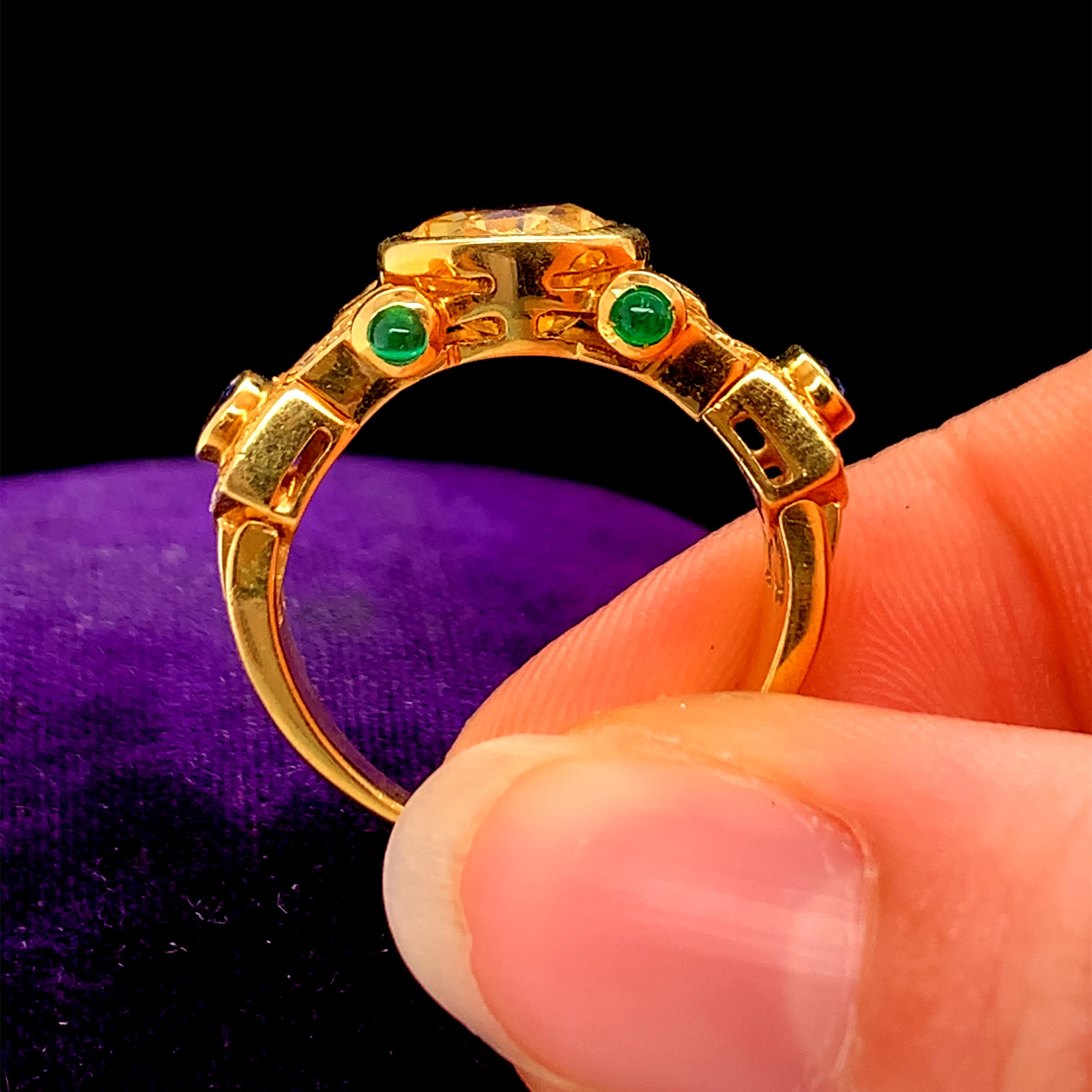 18K Yellow Gold Sapphire, Diamond and Emerald Cocktail Ring In Excellent Condition For Sale In Atlanta, GA