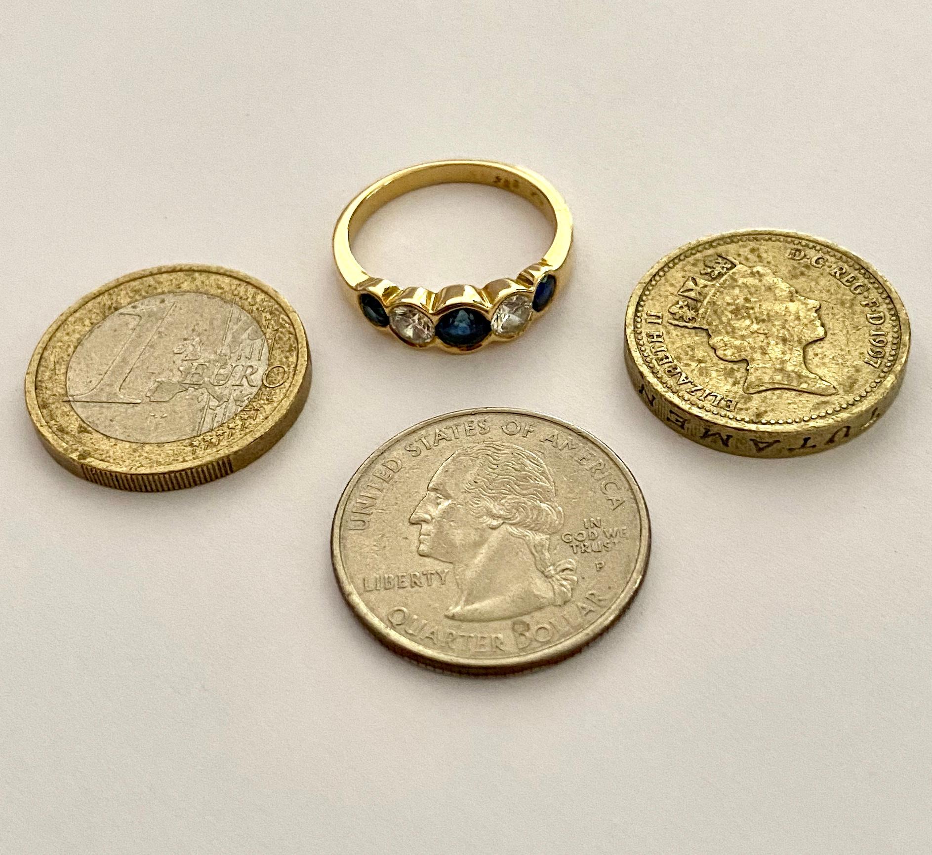 18 Karat Yellow Gold Sapphire, Diamond (Brillant) Ring, Germany, 1980 1
