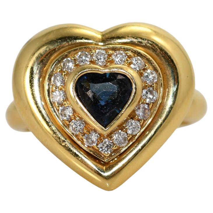 18k Yellow Gold Sapphire & Diamond Heart Ring, 9.8g For Sale