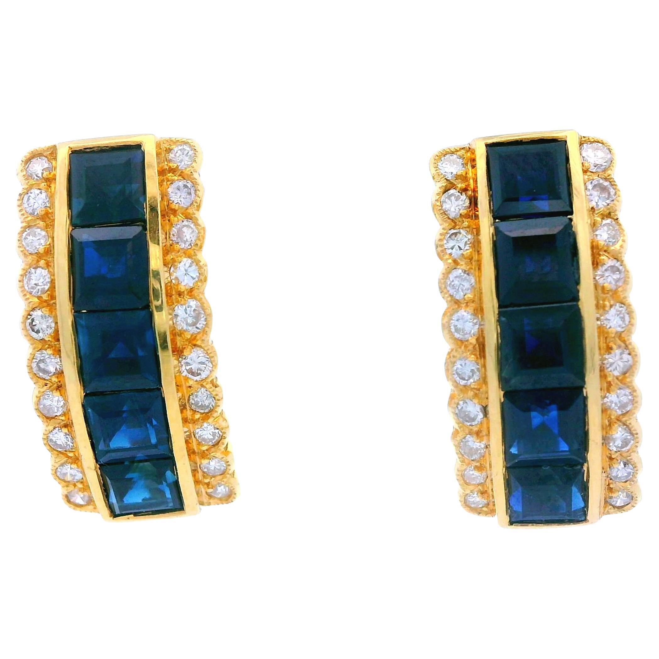 Boucles d'oreilles Huggie en or jaune 18k saphir et diamant en vente