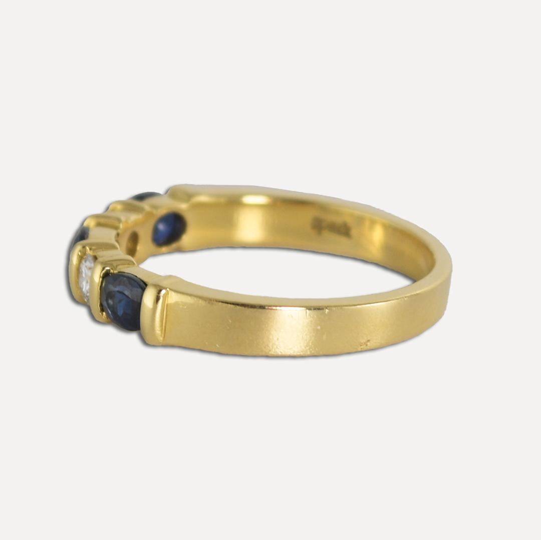 Women's or Men's 18K Yellow Gold Sapphire & Diamond Ring