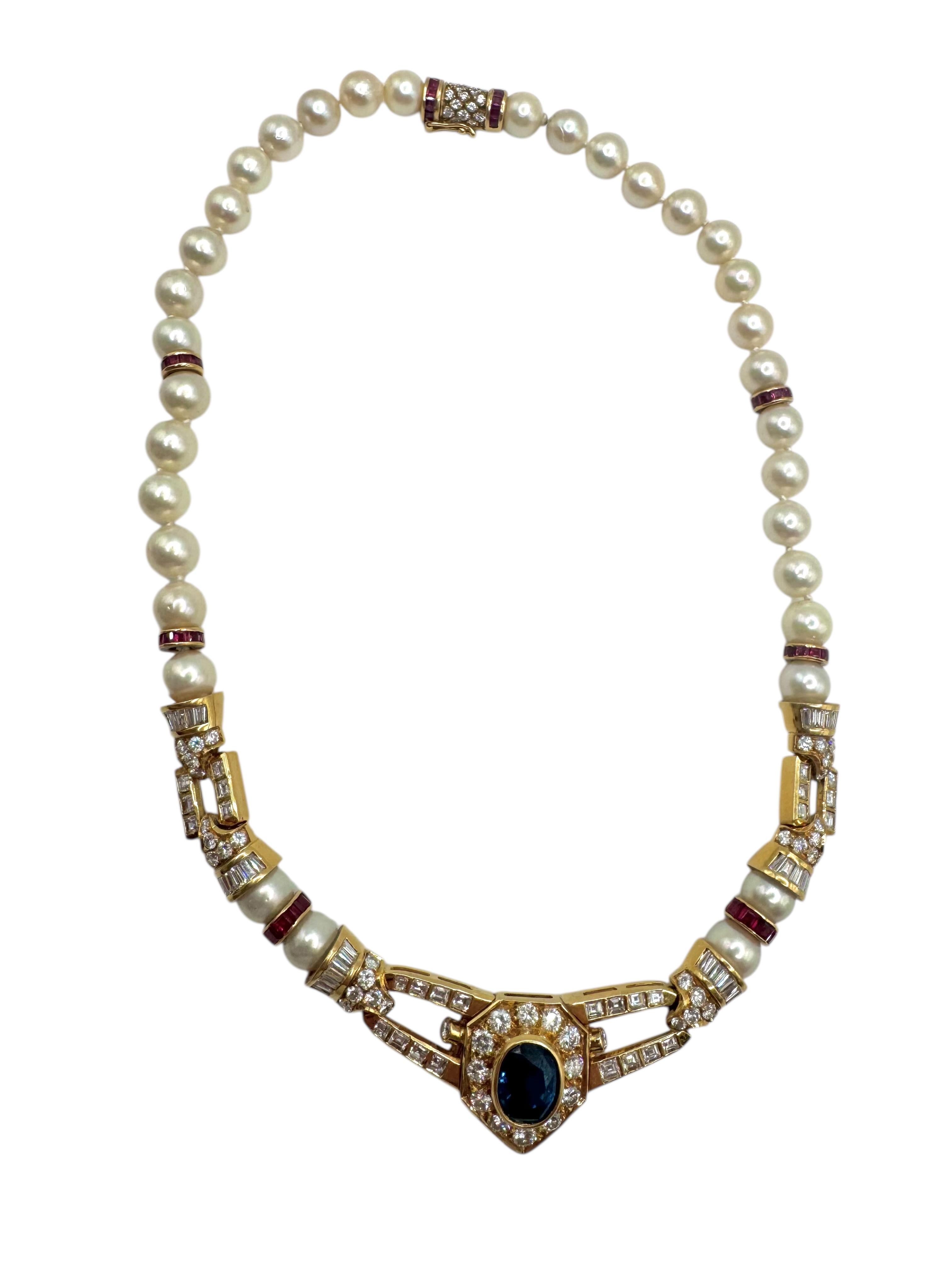 Collier en or jaune 18 carats, saphir, diamant, rubis et perle Unisexe en vente