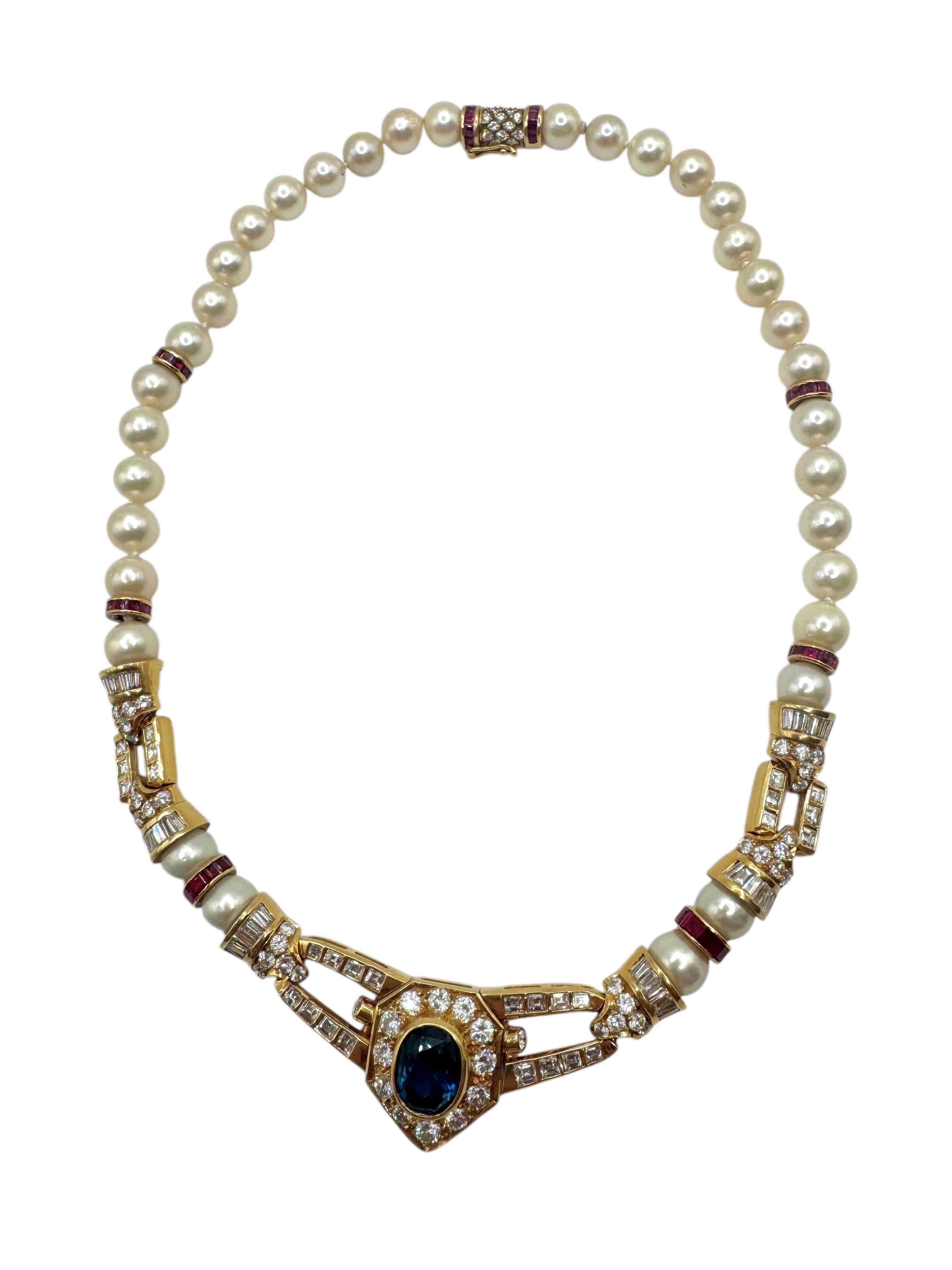 Collier en or jaune 18 carats, saphir, diamant, rubis et perle en vente 1
