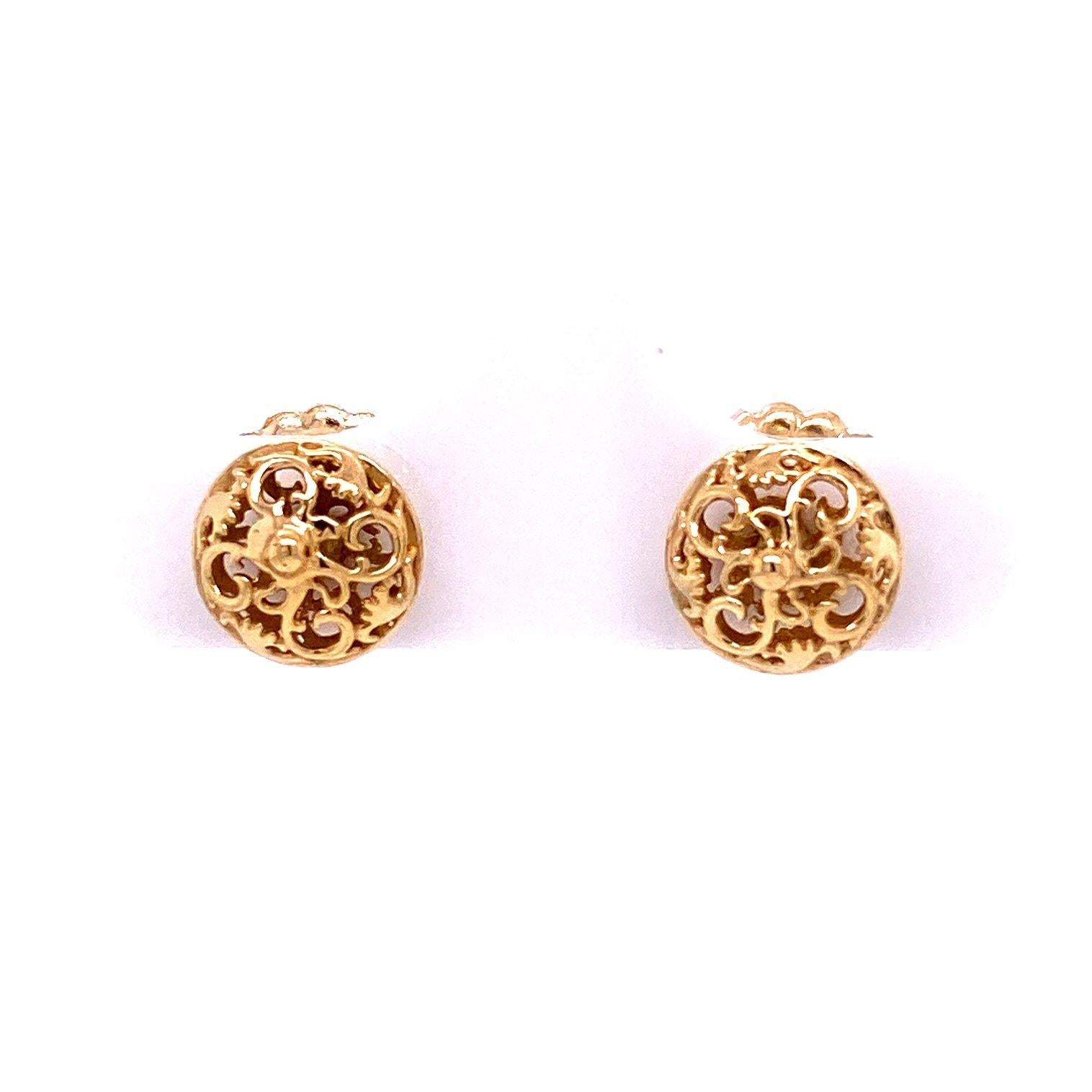 18k Yellow Gold Scroll Pattern Studs with 18k Yellow Gold White Druzy Jackets In New Condition In Greenville, SC