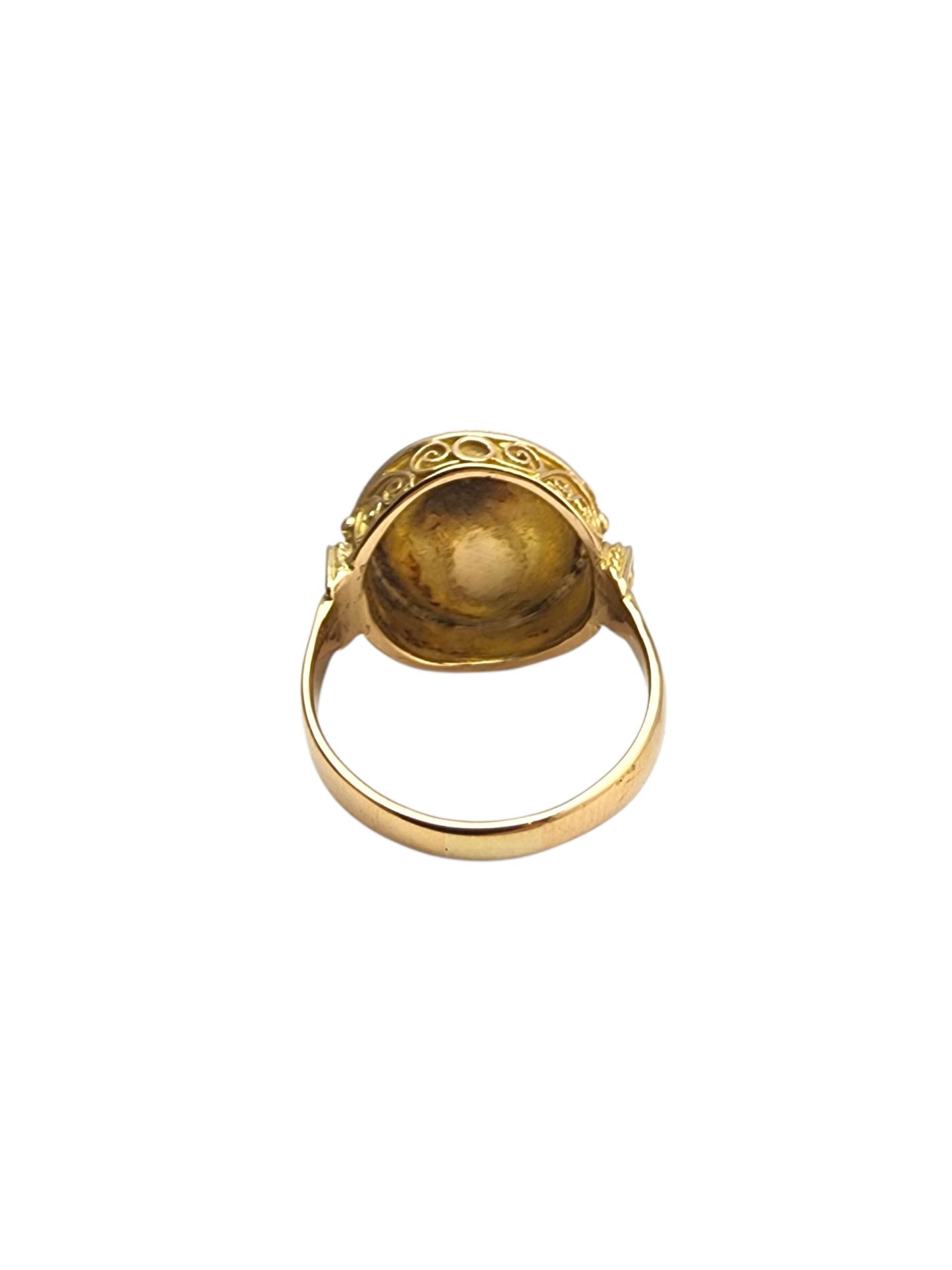 18K Yellow Gold Scrolling Pegasus Ring #22890 For Sale 1