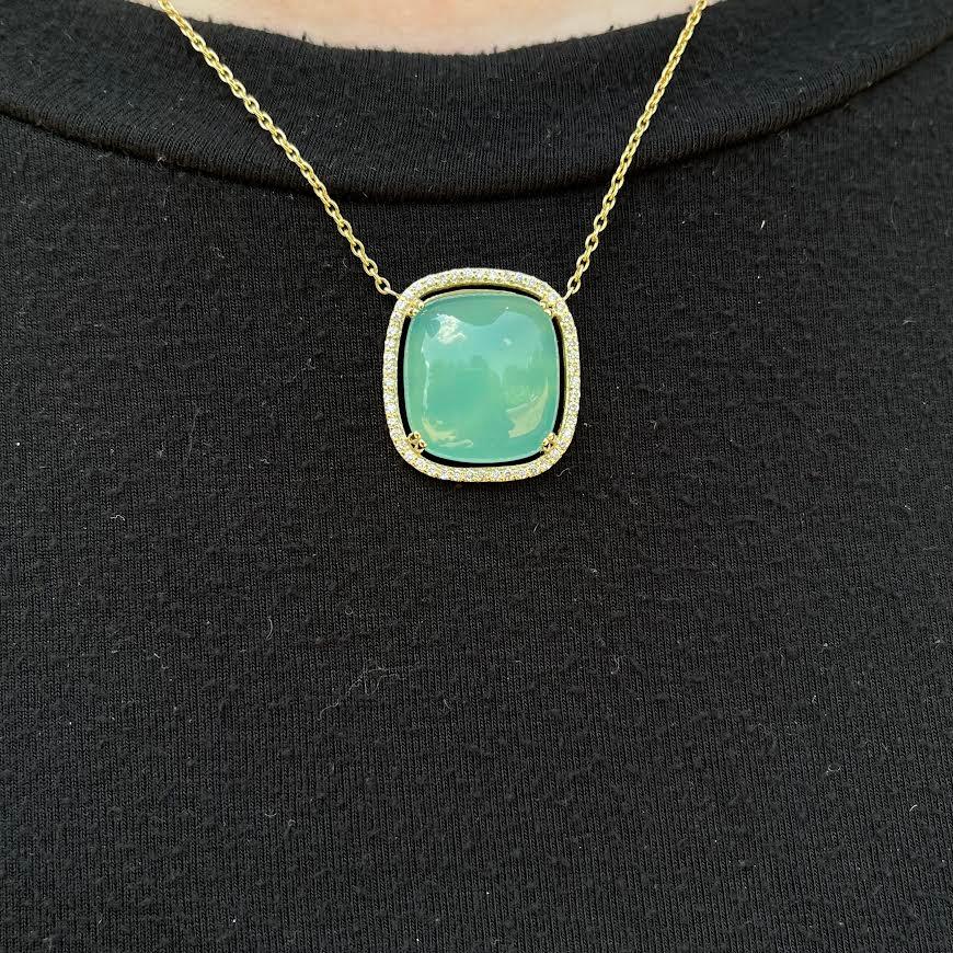Contemporary 18k Yellow Gold Seafoam Chalcedony Necklace with a Champagne Diamond Halo For Sale
