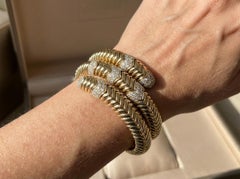 Bracelet en or jaune 18K Serpent Design/One 4.00CT VS G Diamond