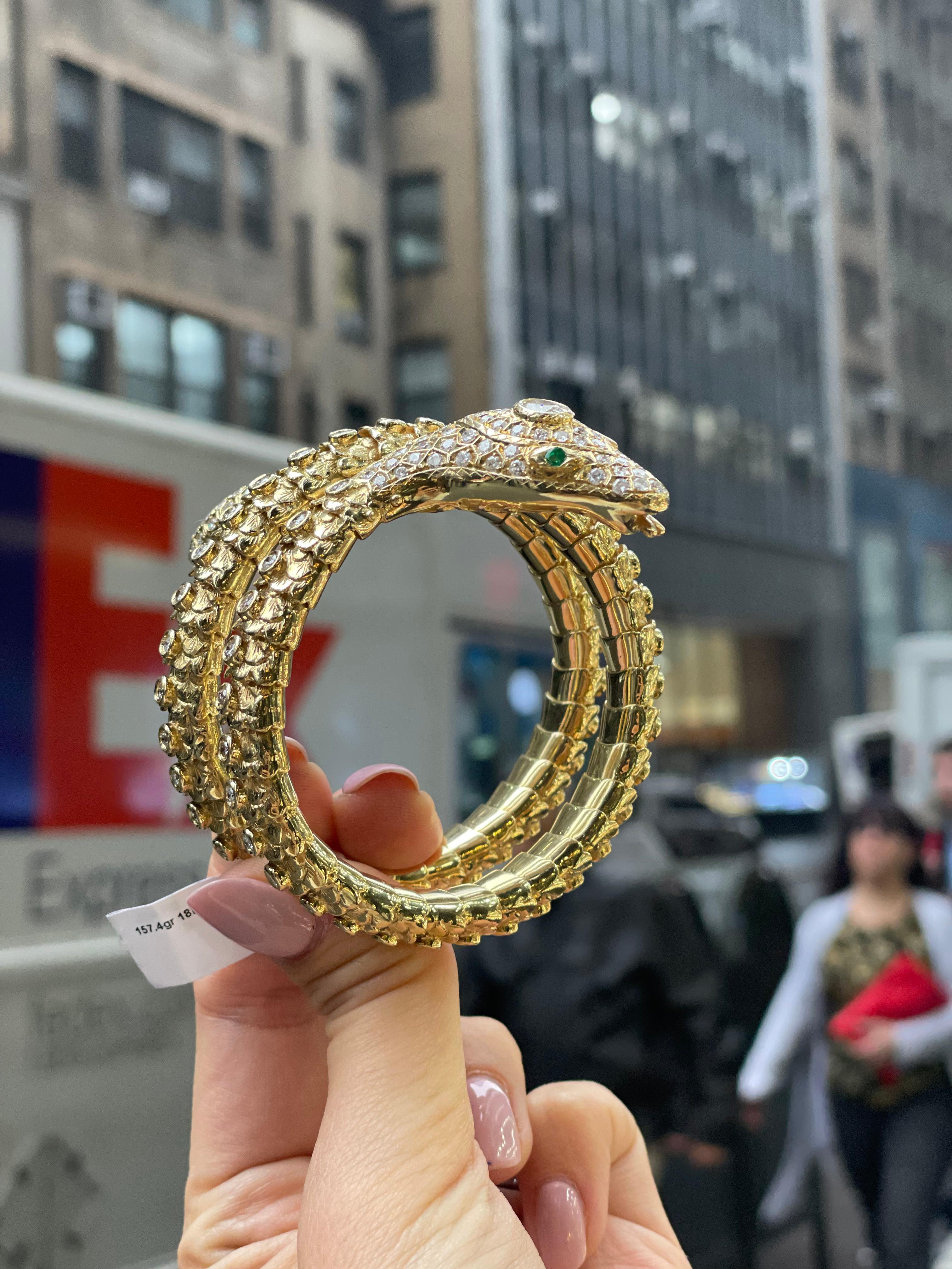 Round Cut 18K Yellow Gold Serpent Snake Wrap Around Diamond Bracelet For Sale