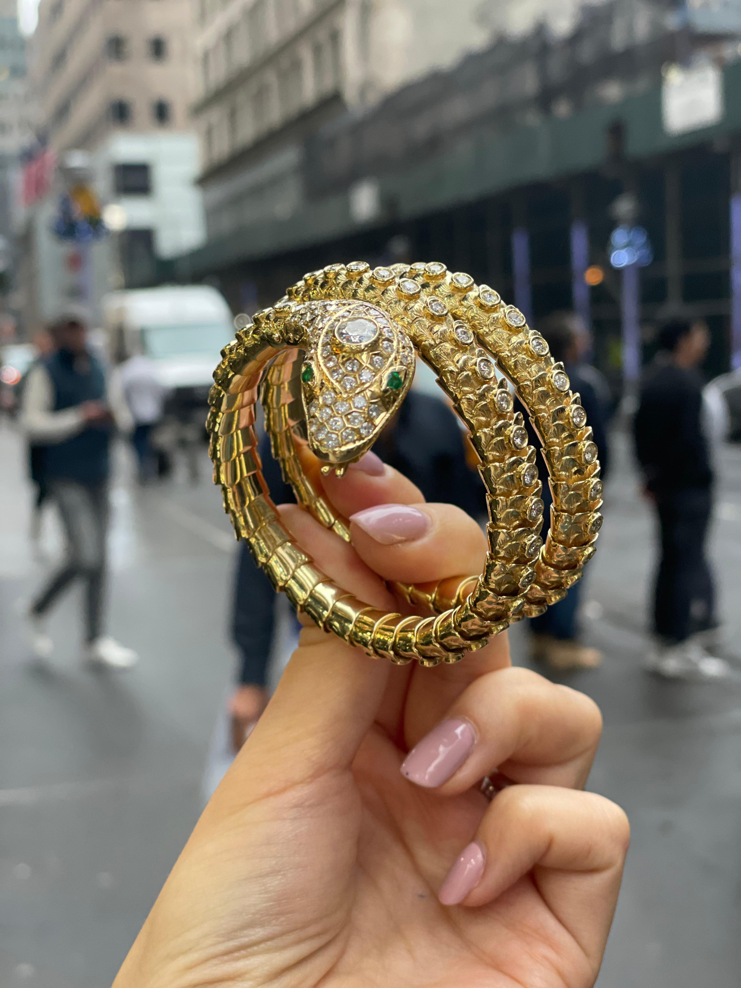 18K Yellow Gold Serpent Snake Wrap Around Diamond Bracelet In Excellent Condition For Sale In New York, NY