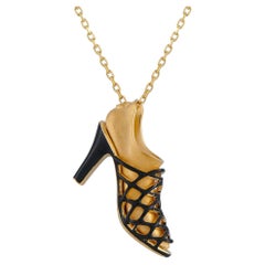 18K Yellow Gold Shoe Pendant Necklace MF38-031226