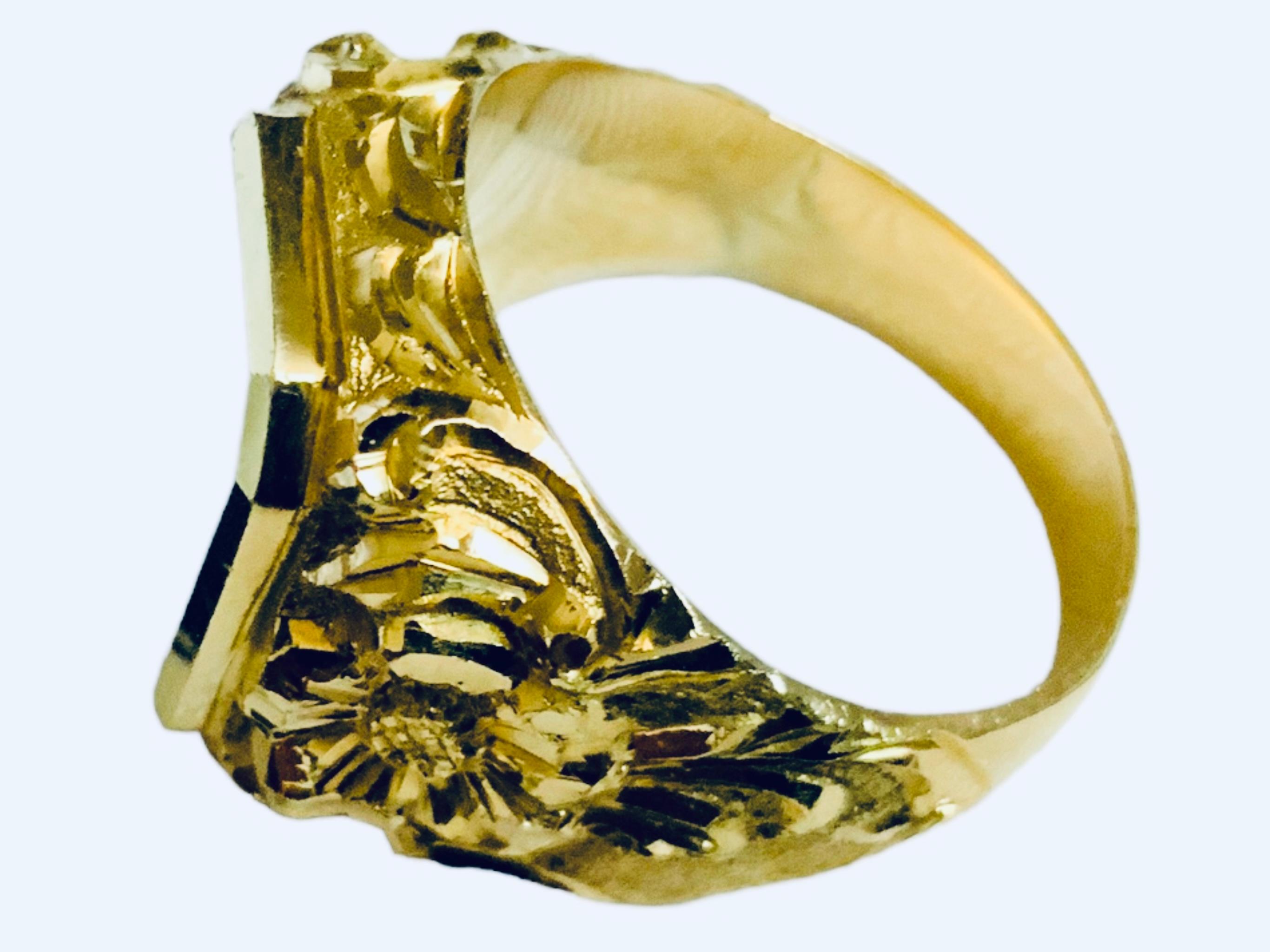 Women's or Men's 18K Yellow Gold Signet Ring