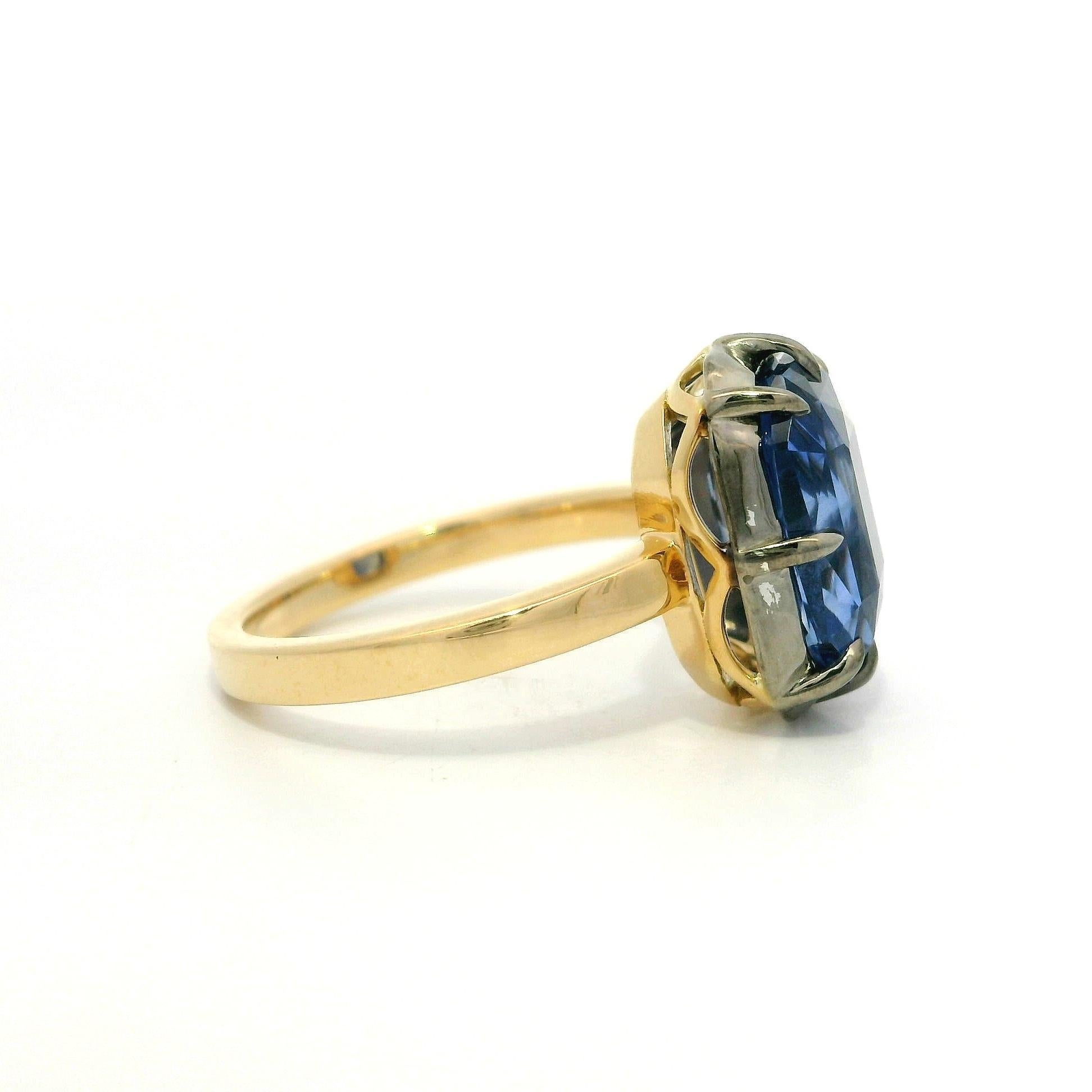 18k Yellow Gold & Silver GIA 6.10ct No Heat Collet Set Sapphire Solitaire Ring For Sale 7