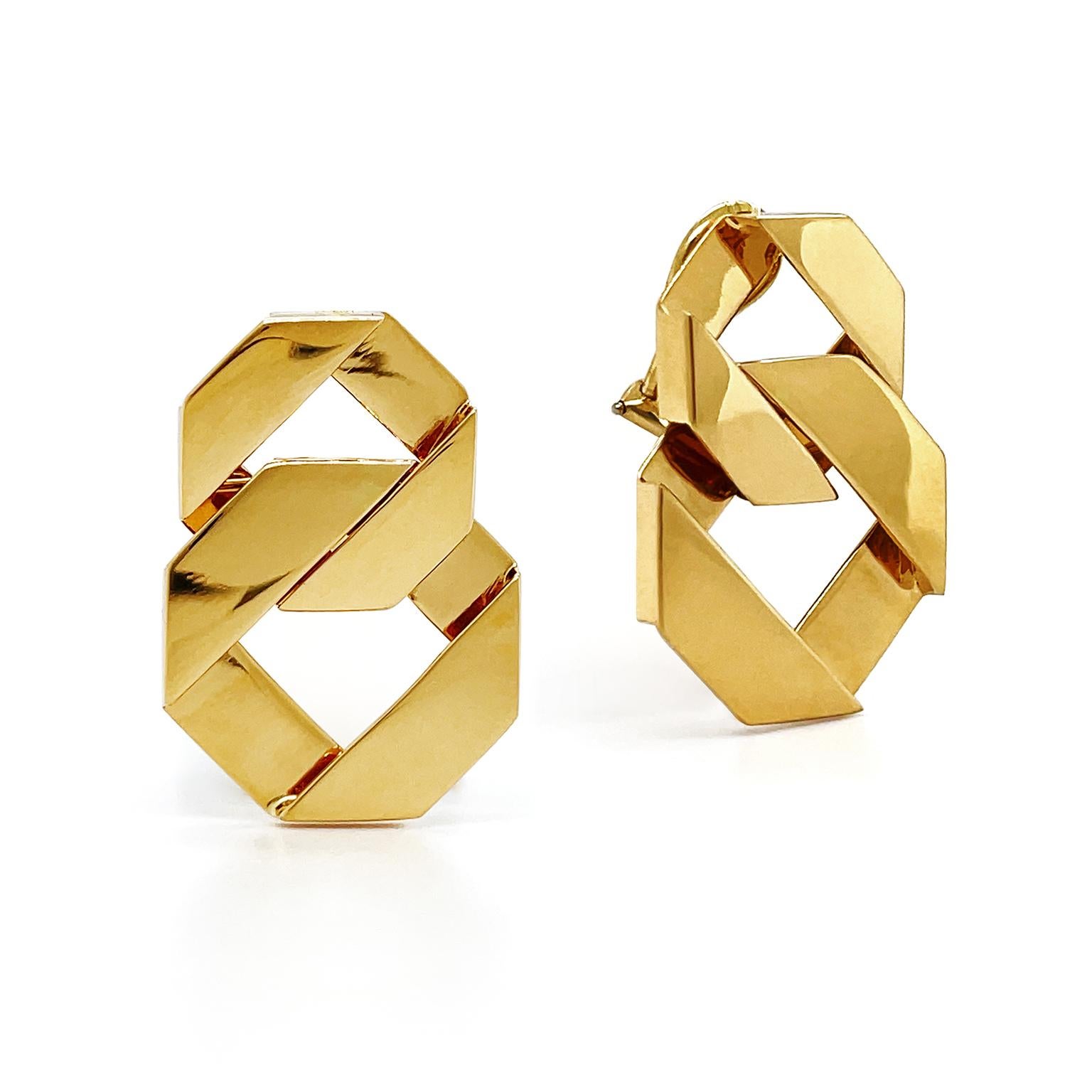 18K Yellow Gold Small Double Fold Over Earrings In New Condition For Sale In New York, NY