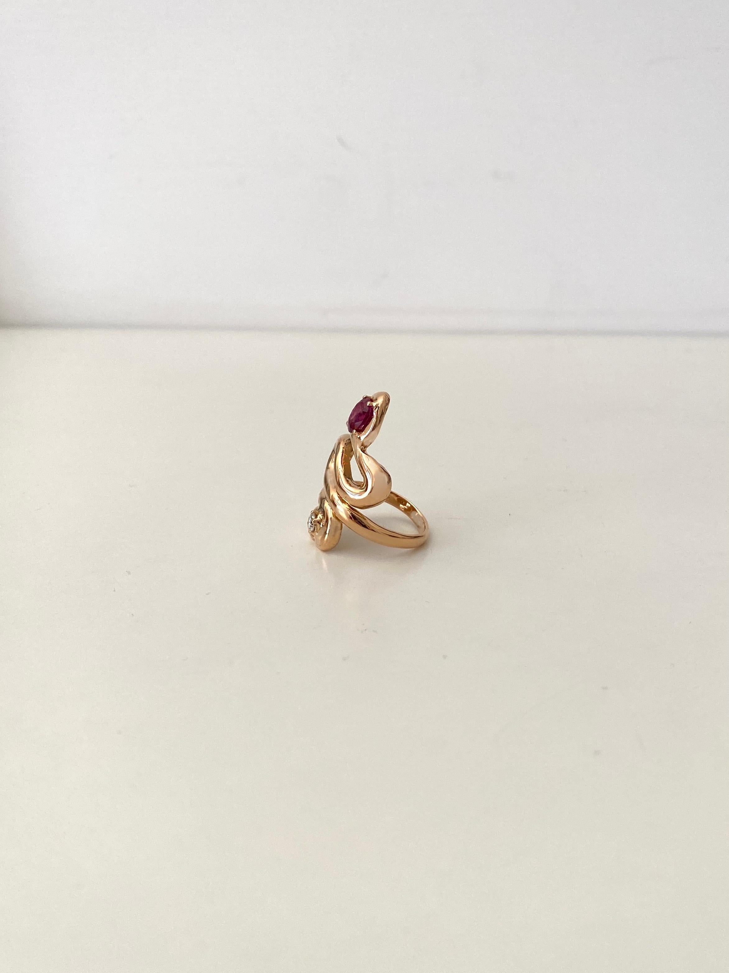 18K Yellow Gold Snake Bold Unisex Ring with Ruby Diamond Rossella Ugolini Design For Sale 4