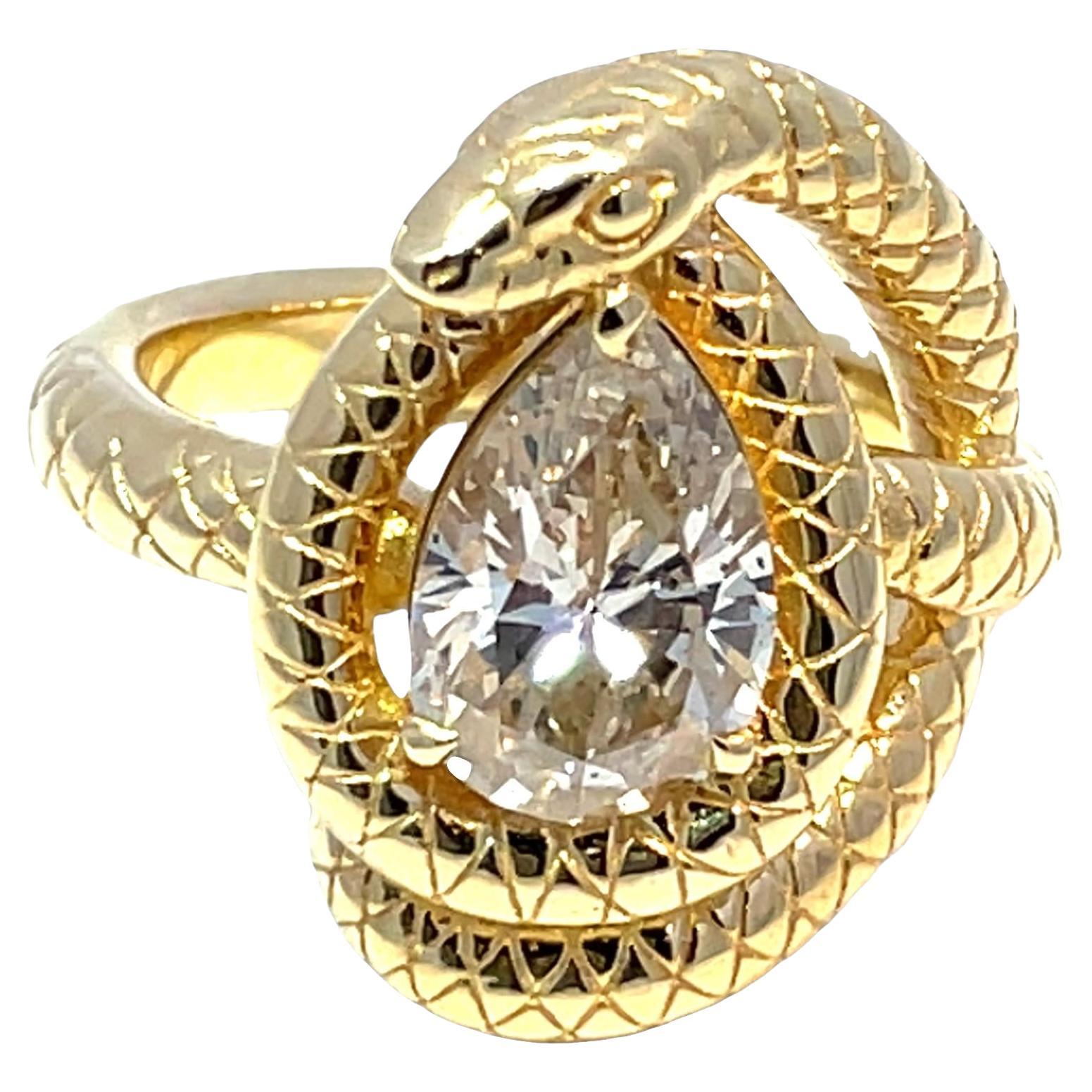 18k Yellow Gold Snake Ring with Pear-Shape Diamond For Sale