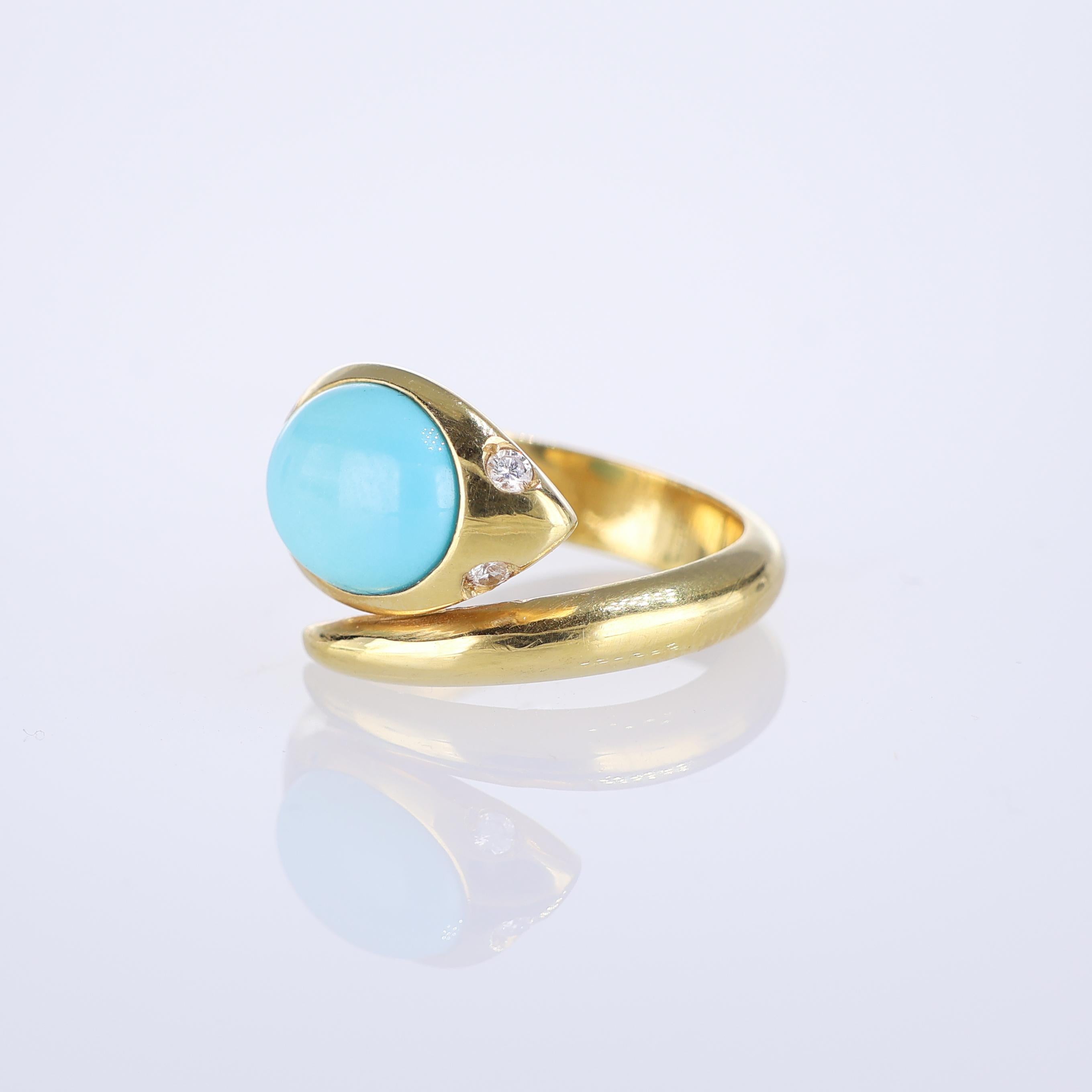 Brilliant Cut 18K Yellow Gold Snake Ring with Turquoise and Diamonds For Sale