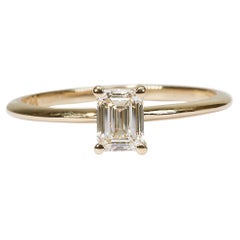 18k Yellow gold Solitaire Engagement Ring w/ 0.52 ct natural diamond AIG Cert