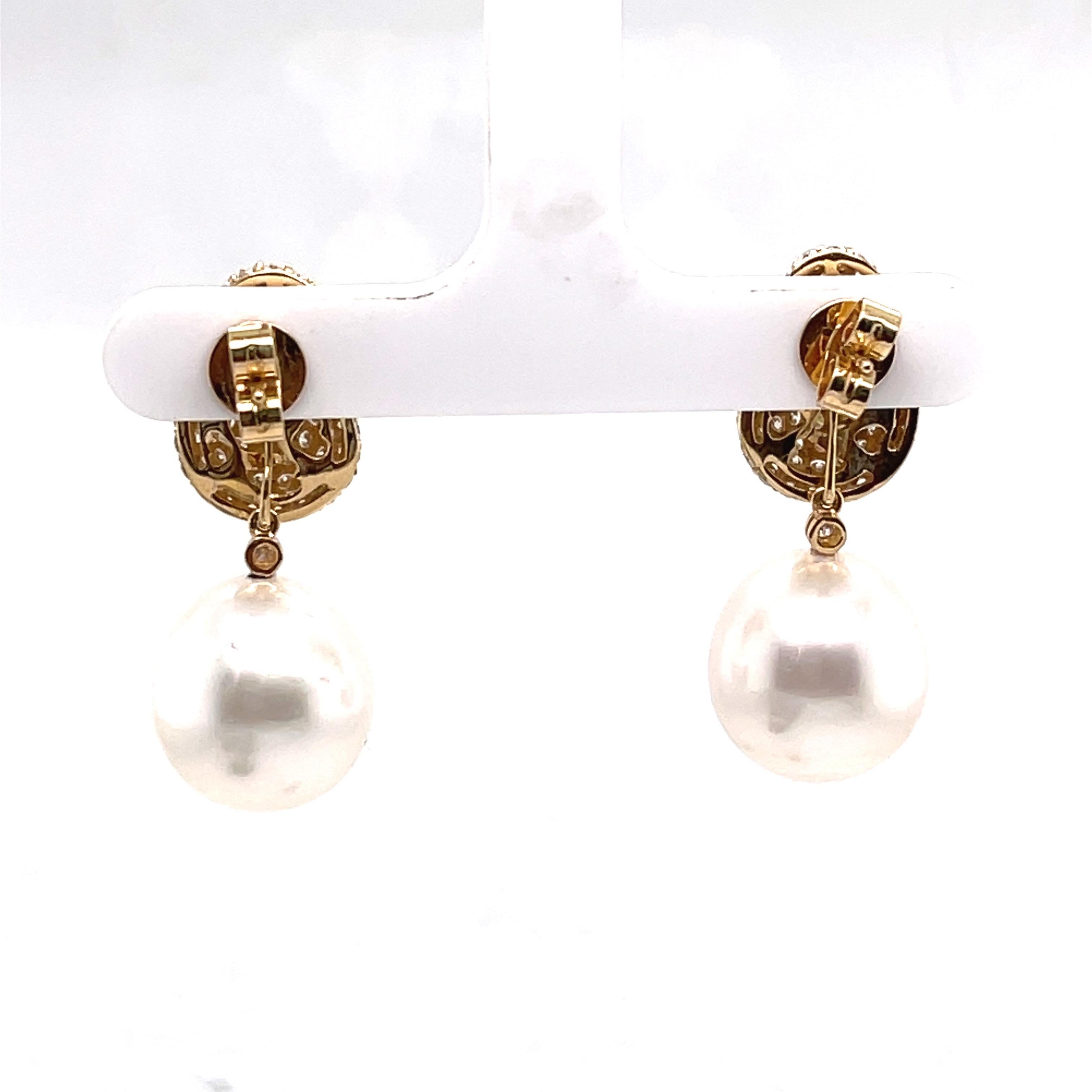 Round Cut 18K Yellow Gold South Sea Drop Or Stud Detachable Earring For Sale