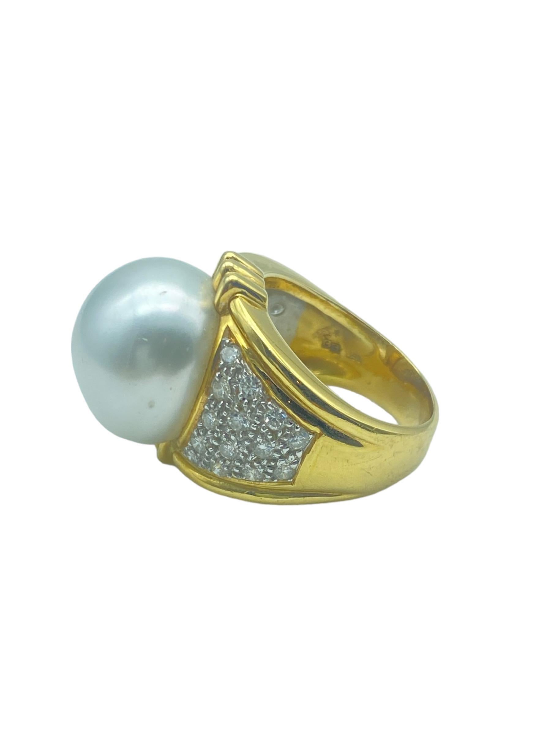 18k Yellow Gold South Sea Pearl Diamond 1.00 Carat Ring In Excellent Condition In Laguna Hills, CA