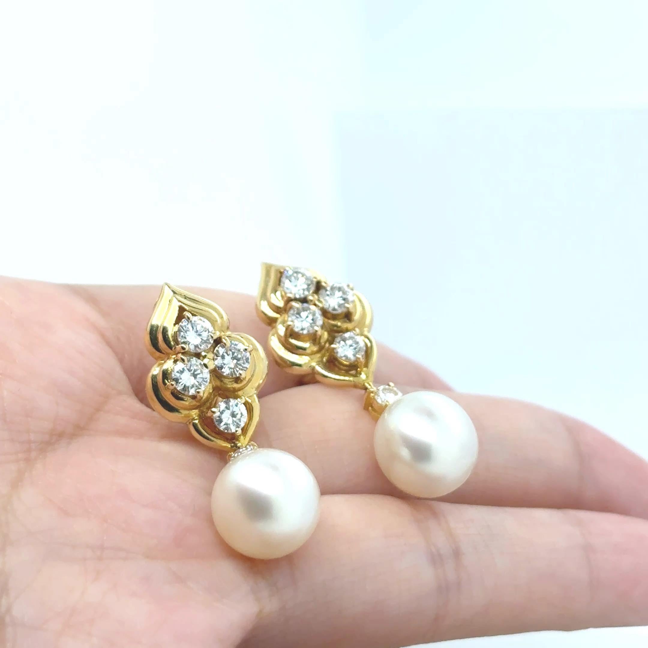 Boucles d'oreilles or jaune 18k perle des mers du sud diamant Cts 1.77 en vente 6