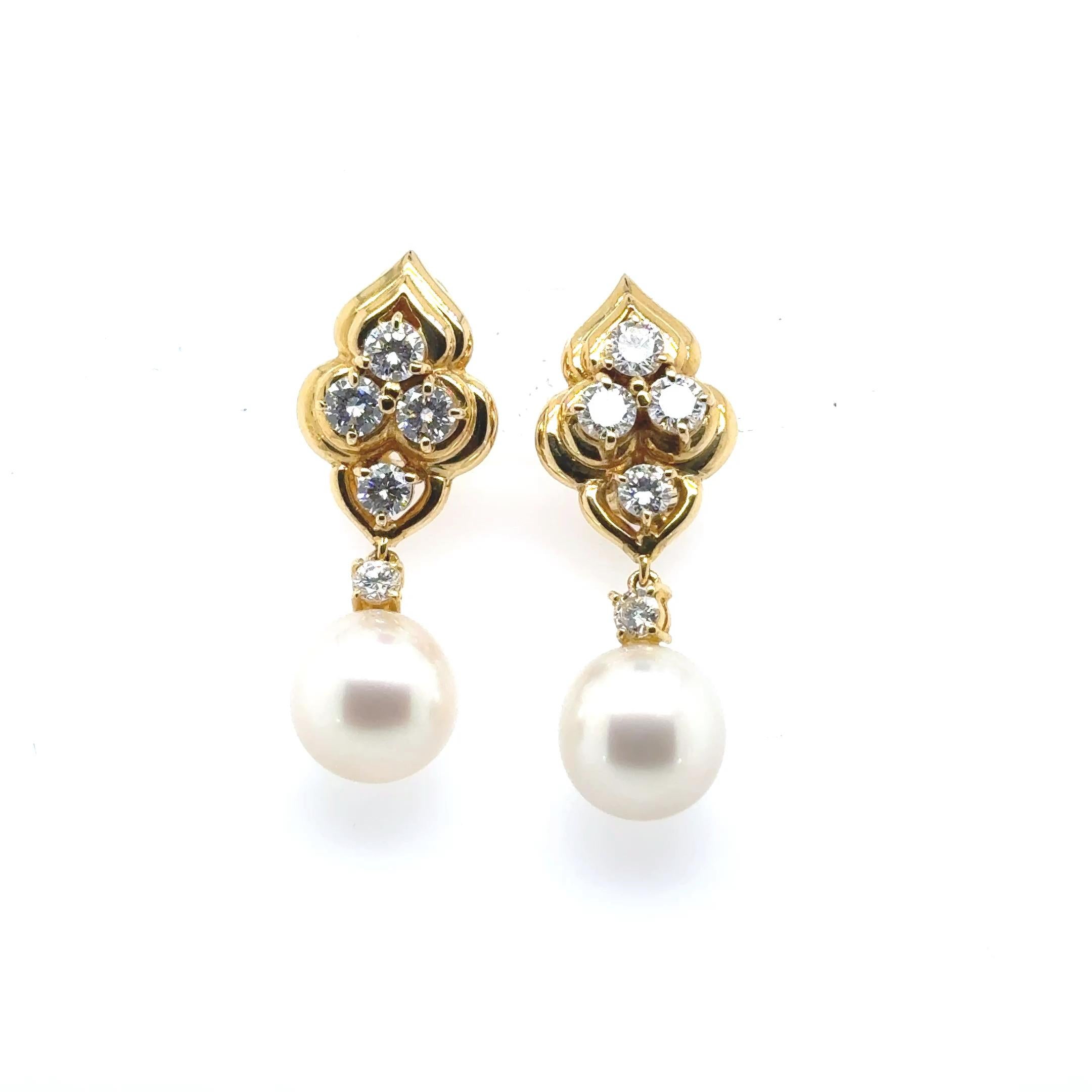 Boucles d'oreilles or jaune 18k perle des mers du sud diamant Cts 1.77 Neuf - En vente à Hong Kong, HK