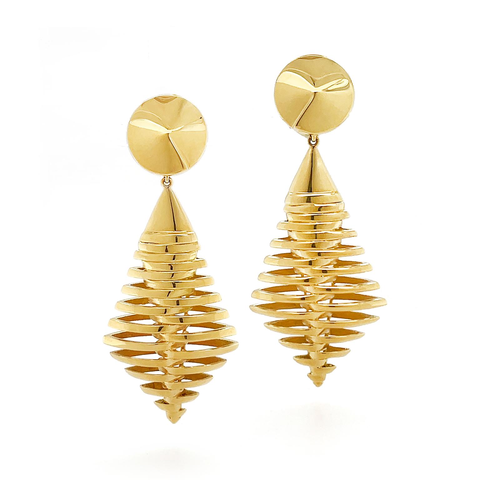 Women's or Men's 18K Yellow Gold Spiral Lantern Earrings For Sale