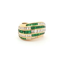 18K Yellow Gold Square-Cut Emerald and Baguette Diamond Striped Bombe Ring