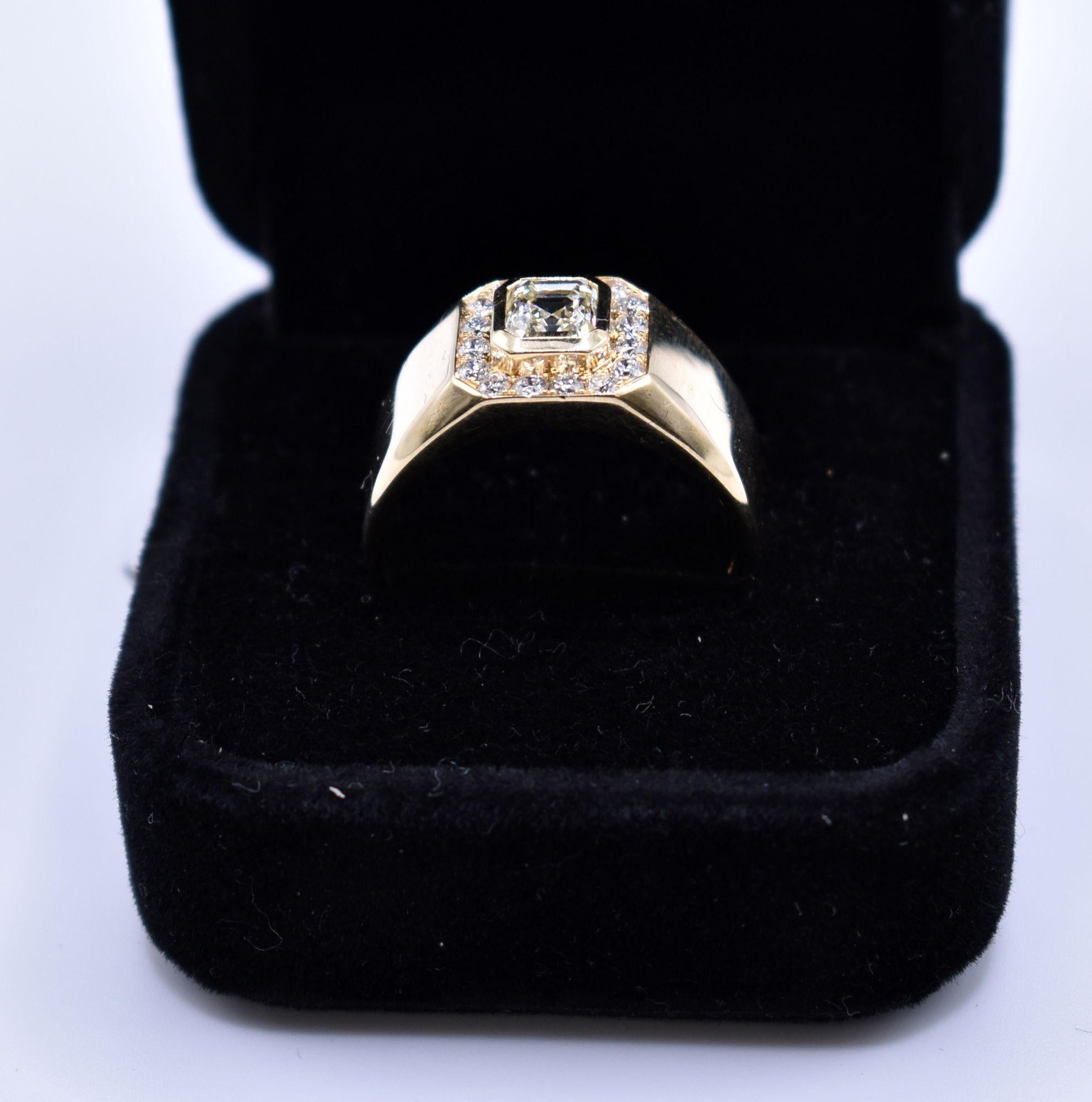 18k Yellow Gold Square Emerald Cut Diamond Ring 2