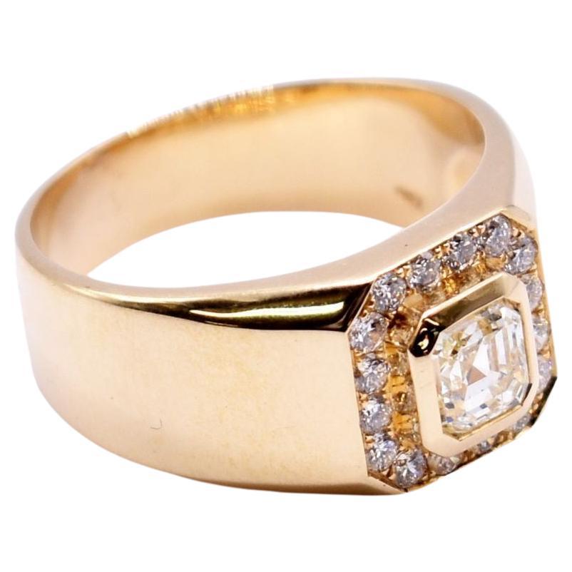 18k Yellow Gold Square Emerald Cut Diamond Ring